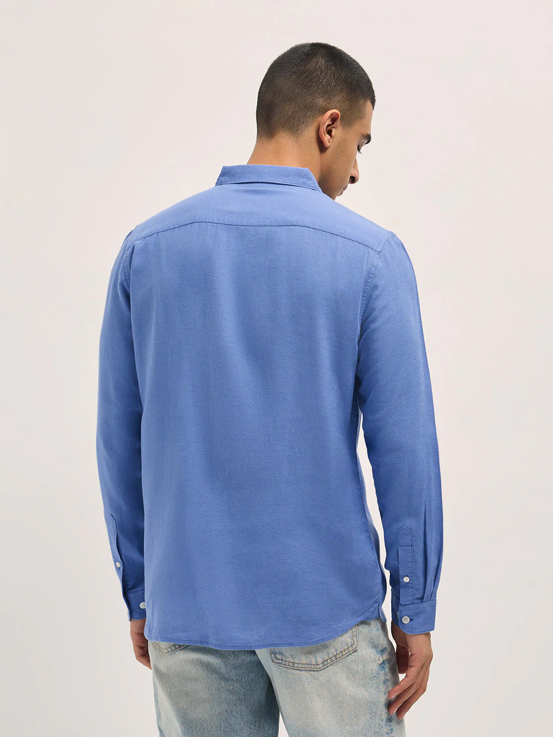 Men Blue Solid Lyocell Slim Fit Casual Shirt - Image 2