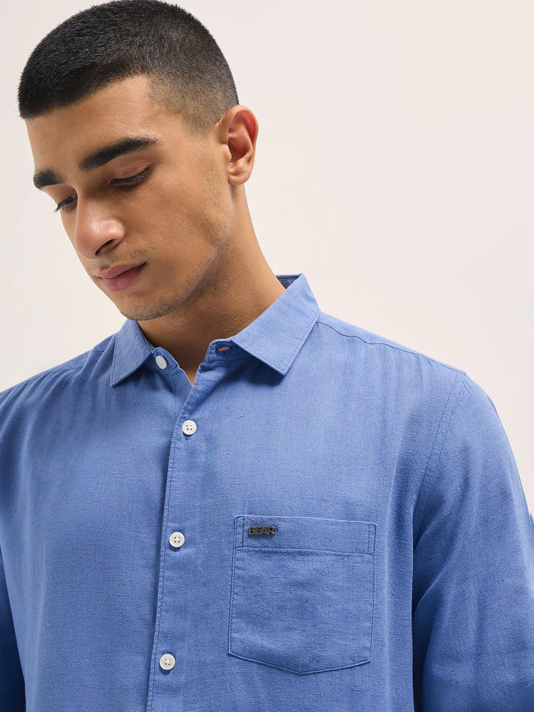Men Blue Solid Lyocell Slim Fit Casual Shirt - Image 5