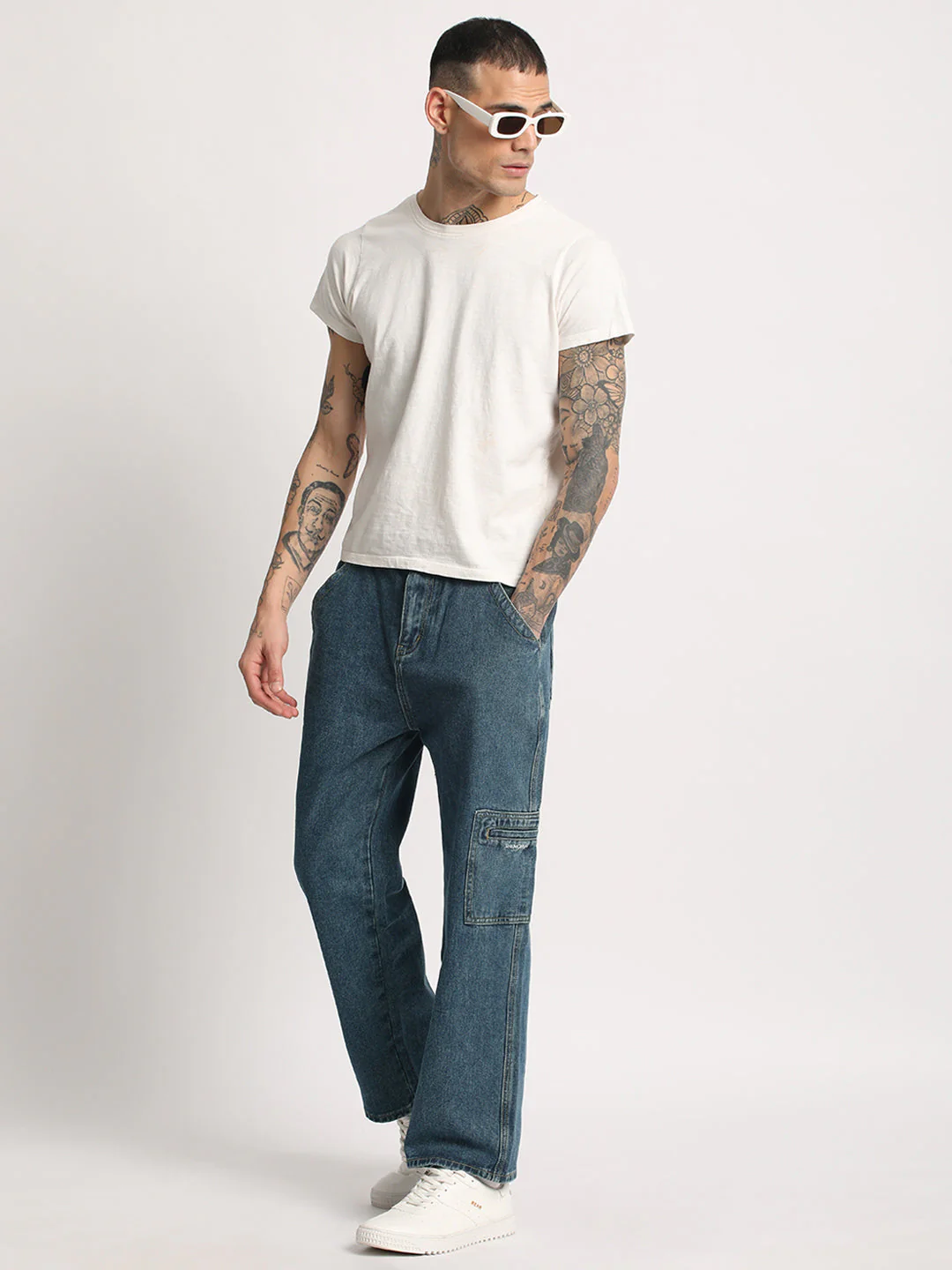 Men  Blue Solid Mid Rise Straight Fit Jeans - Image 5