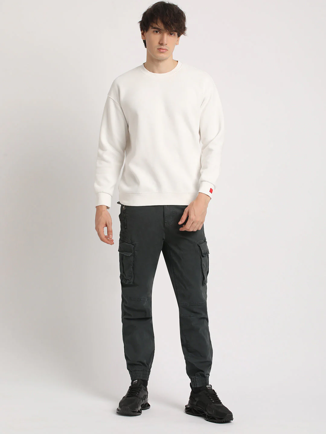 Men Blue Solid Regular Fit Cargo - Image 5