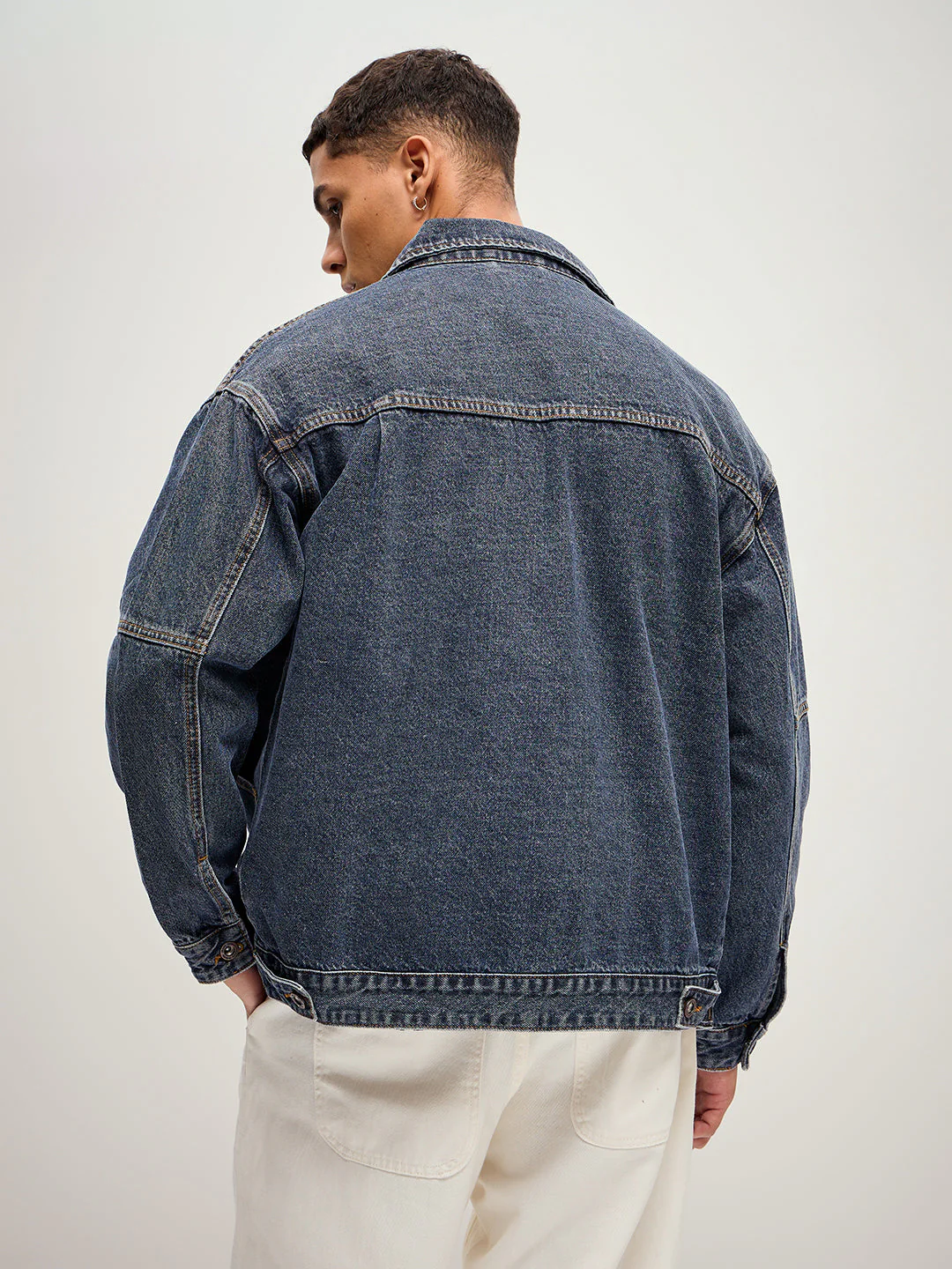 Men Blue Solid Regular Fit Denim Jacket - Image 2