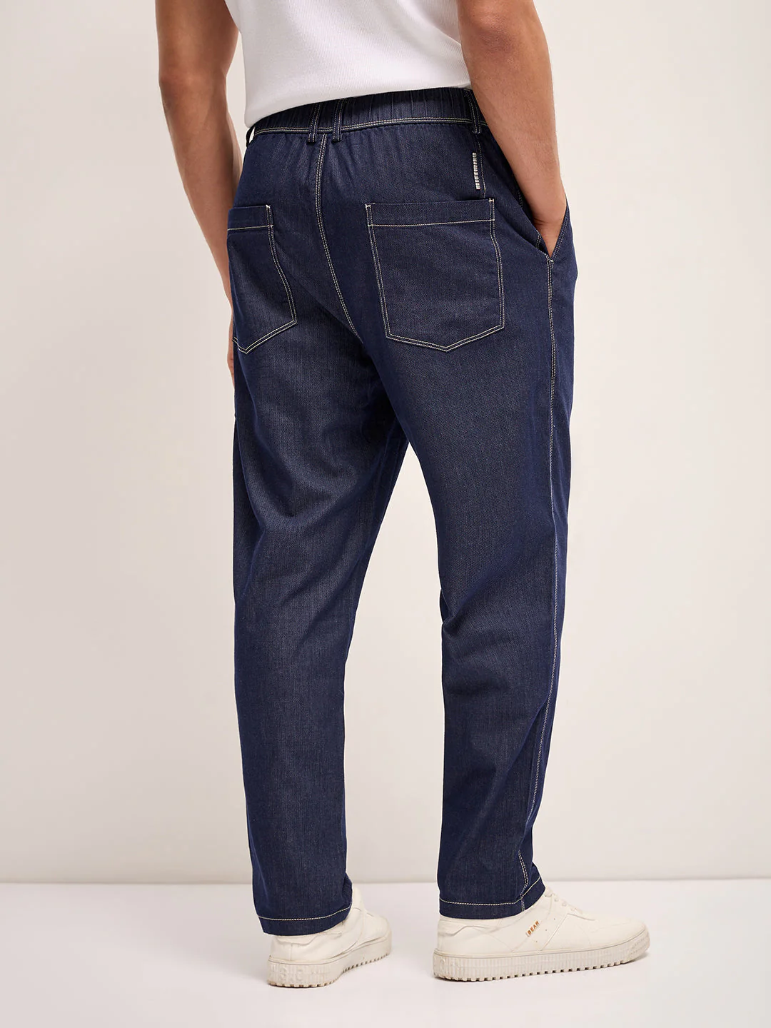 Men Blue Solid Regular Fit Mid Rise Jean - Image 2