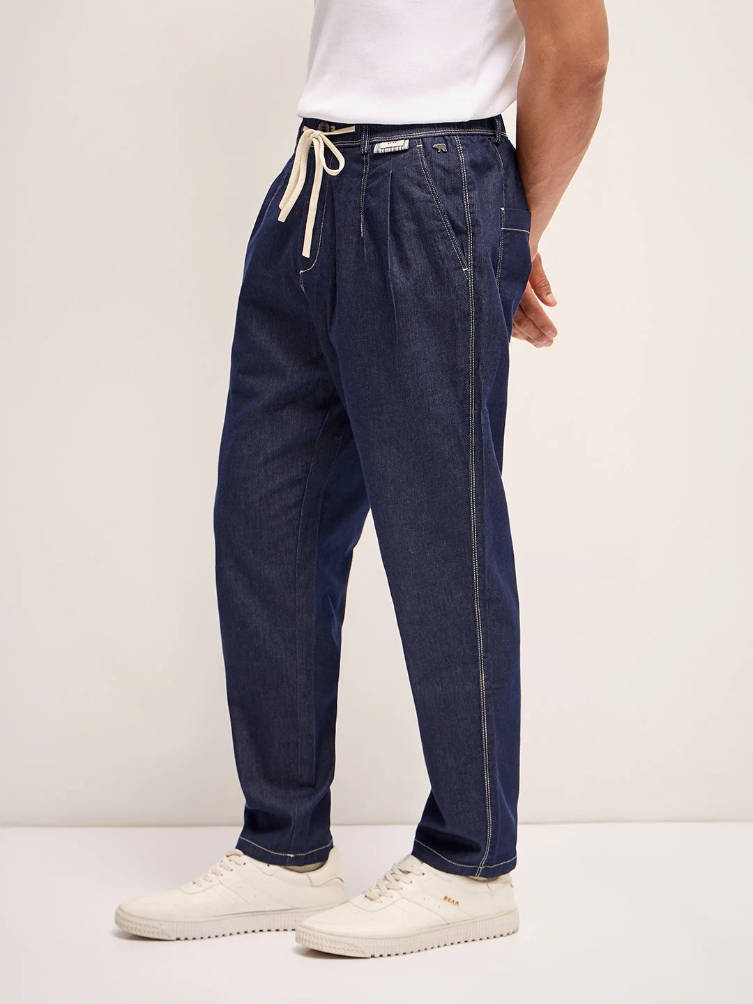Men Blue Solid Regular Fit Mid Rise Jean - Image 3