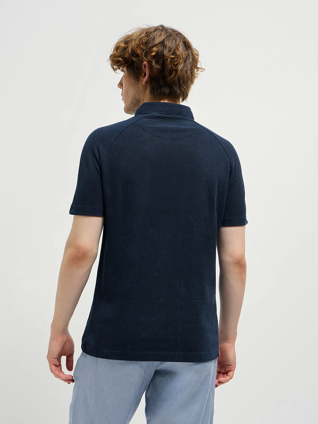 Men Blue Solid Regular Fit Polo Collar T-shirt - Image 2