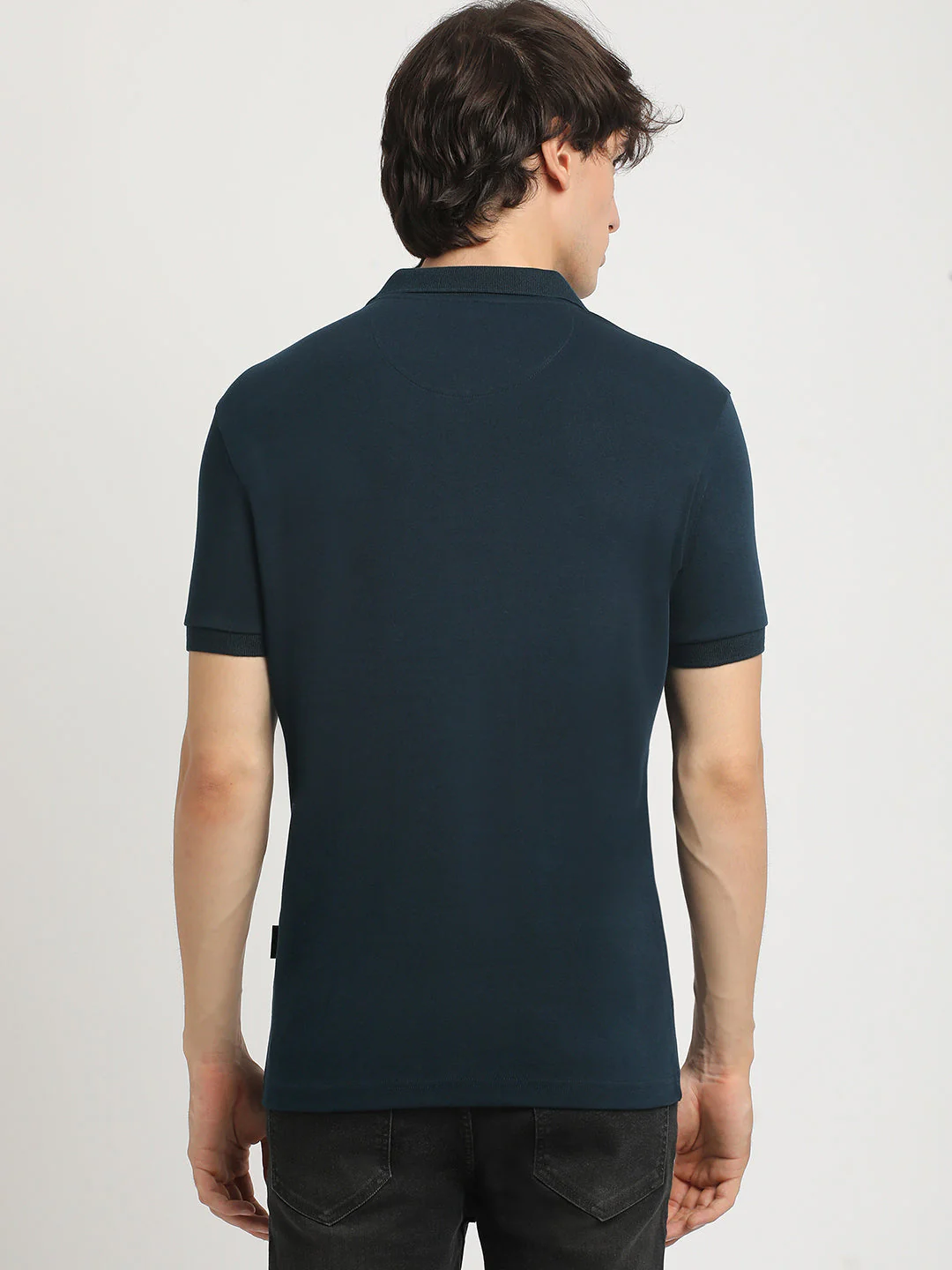 Men Blue Solid Regular Fit Polo Collar Tshirt - Image 4