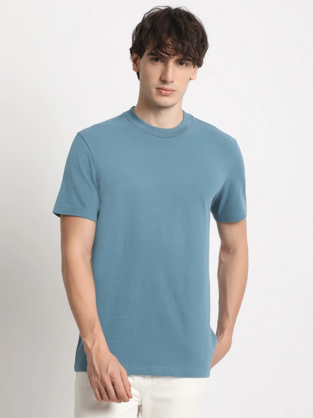 Men Blue Solid Regular Fit Round Neck T Shirt | The Bear House - Image 2