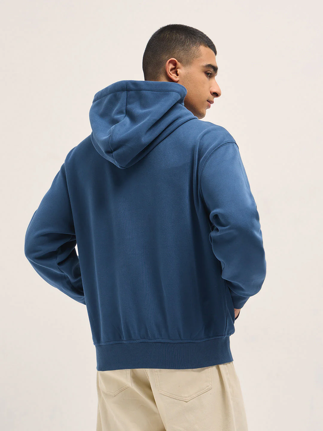 Men Blue Solid Relax Fit Hoodie - Image 2