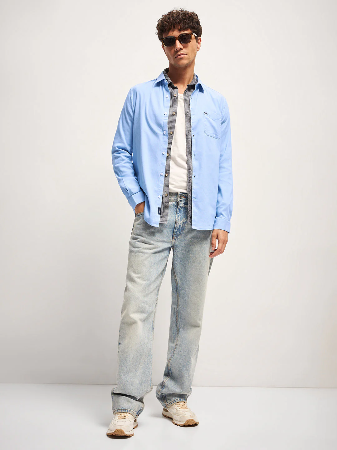 Men Blue Solid Slim Fit Casual Shirt - Image 4