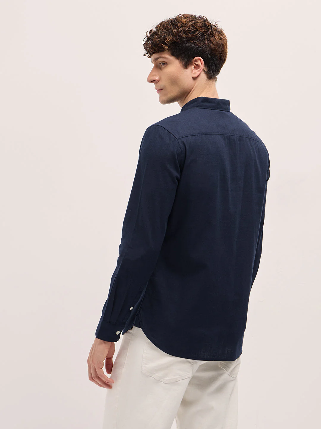 Men Blue Solid Slim Fit Casual Shirt - Image 2