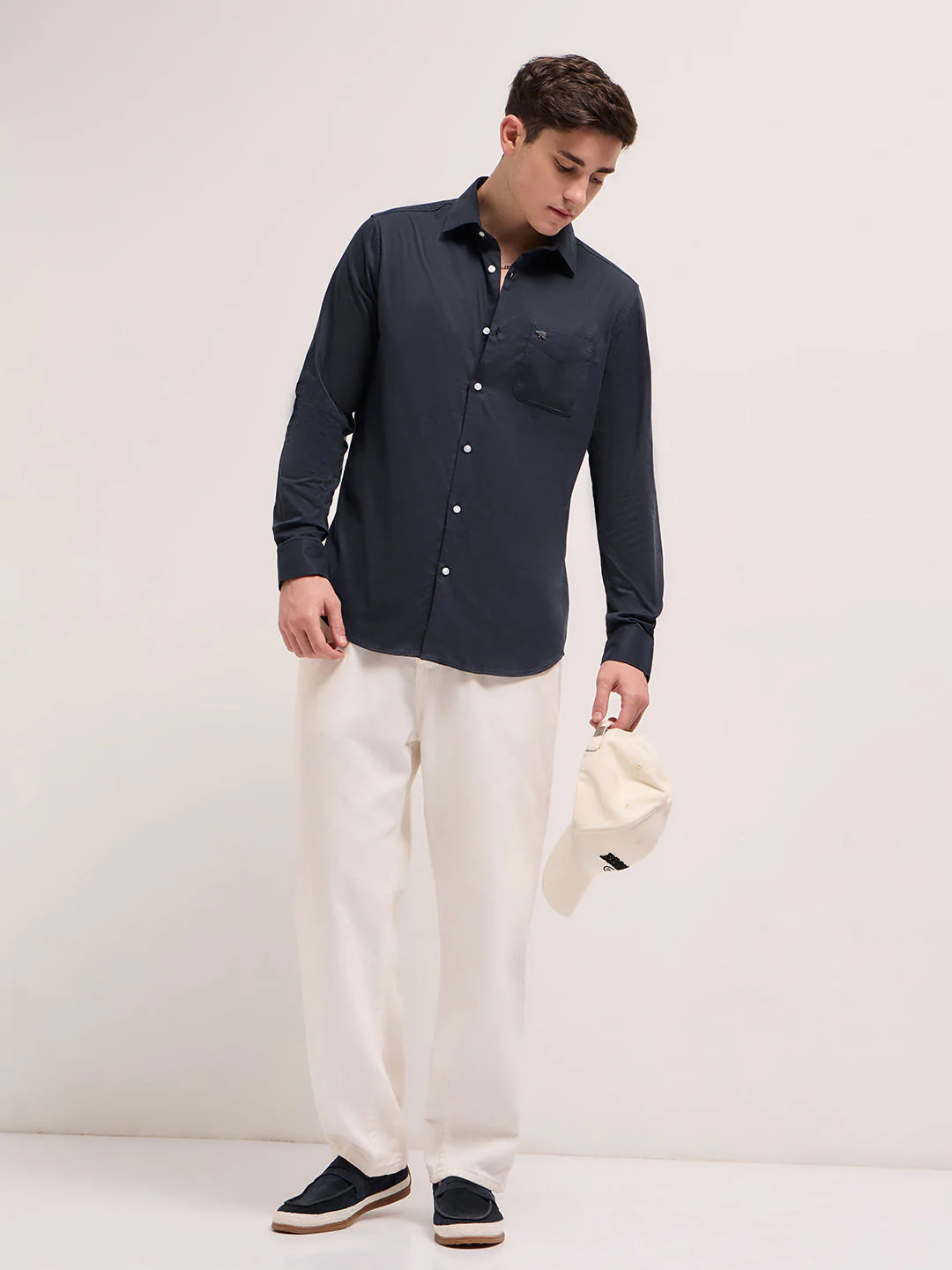 Men Blue Solid Slim Fit Casual Shirt - Image 4