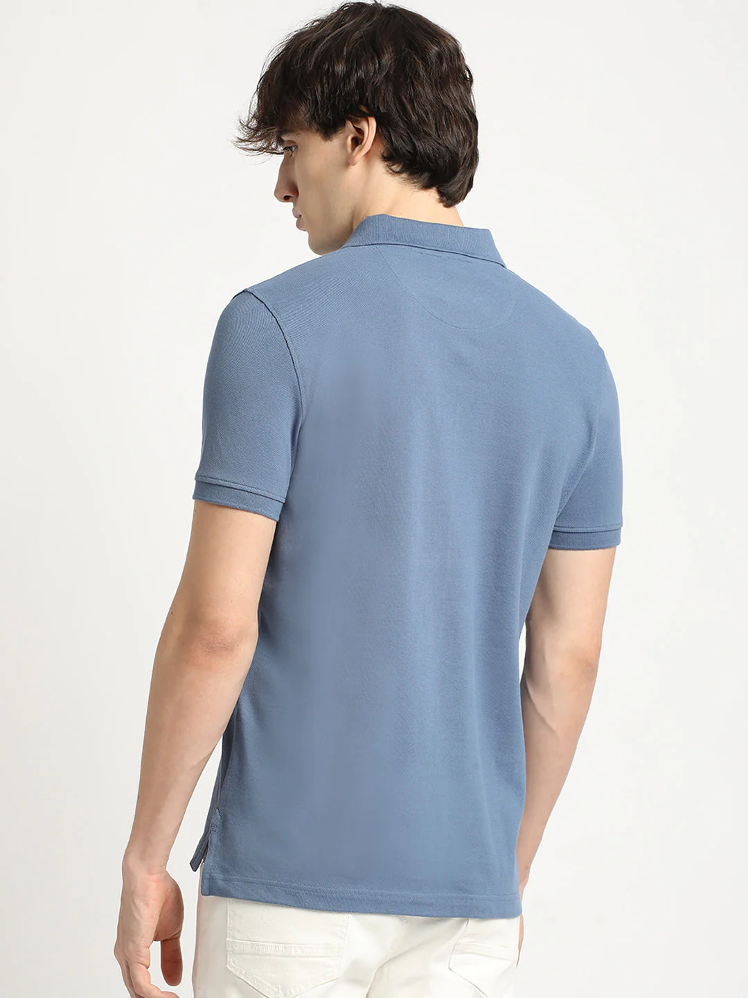 Men Blue Solid Slim Fit Polo Collar T-shirt - Image 4