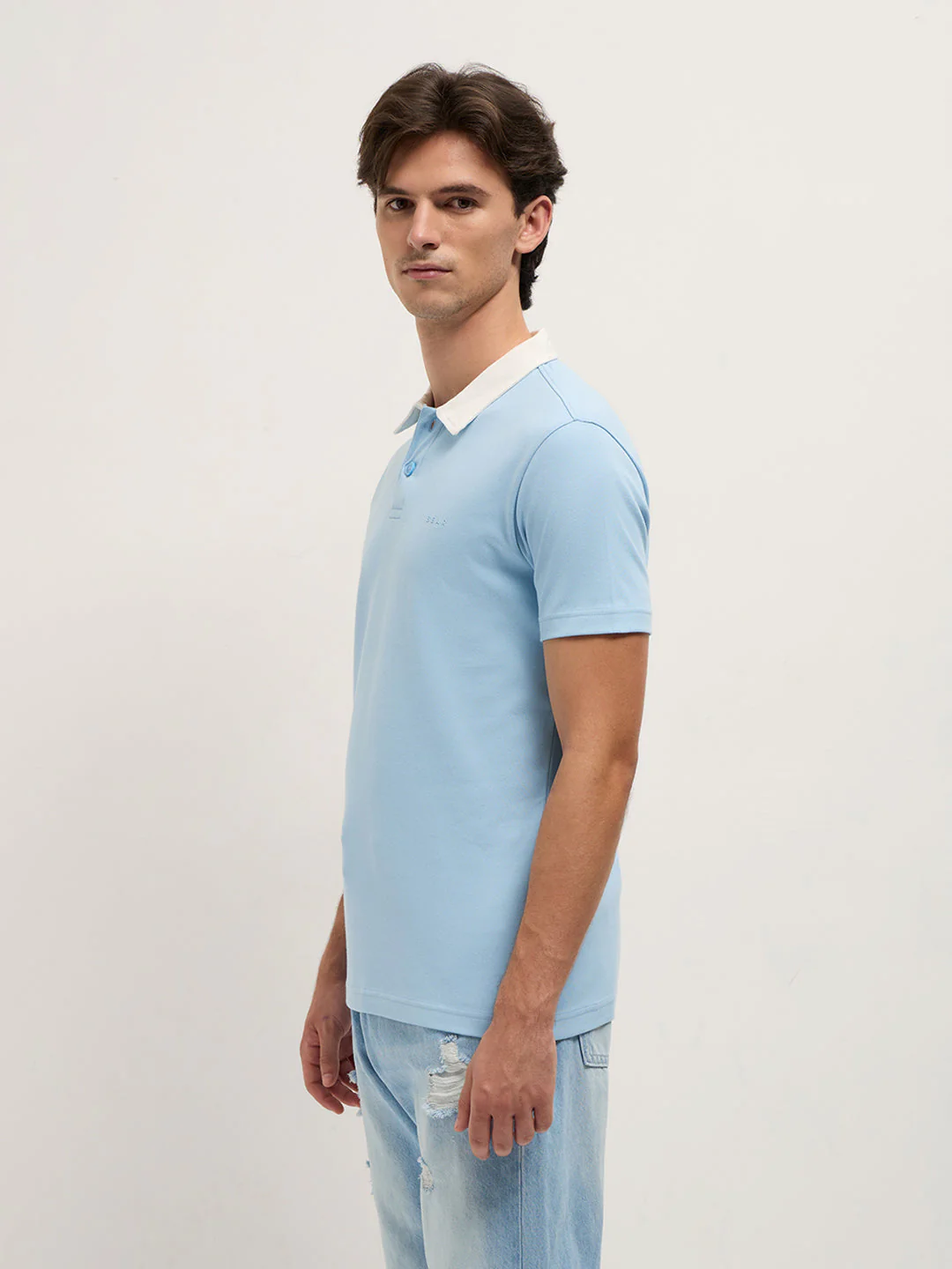 Men Blue Solid Slim Fit Polo - Image 3