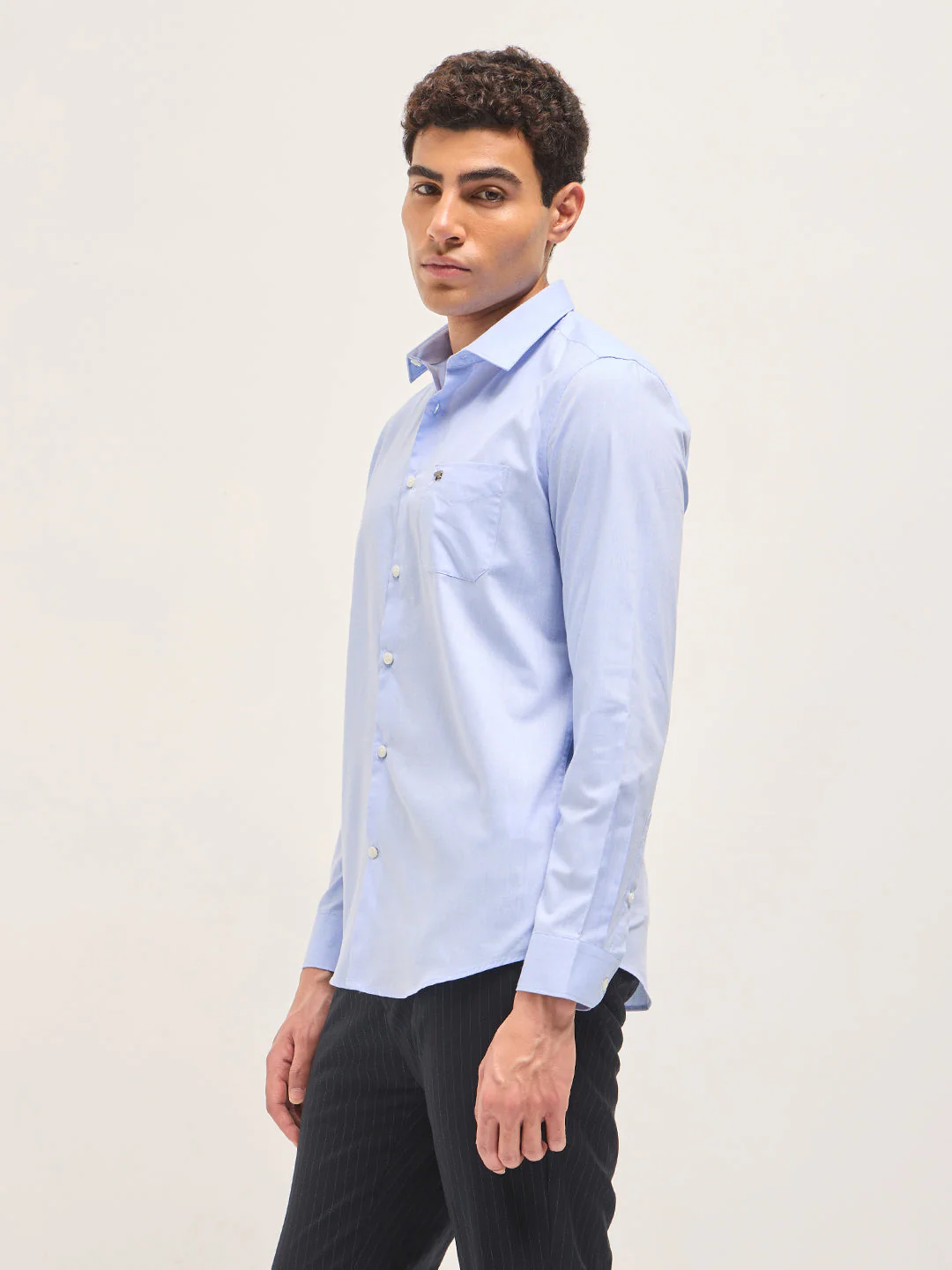 Men Blue Solid Tailored Fit Polyester Blend Formal Shirt - Image 3