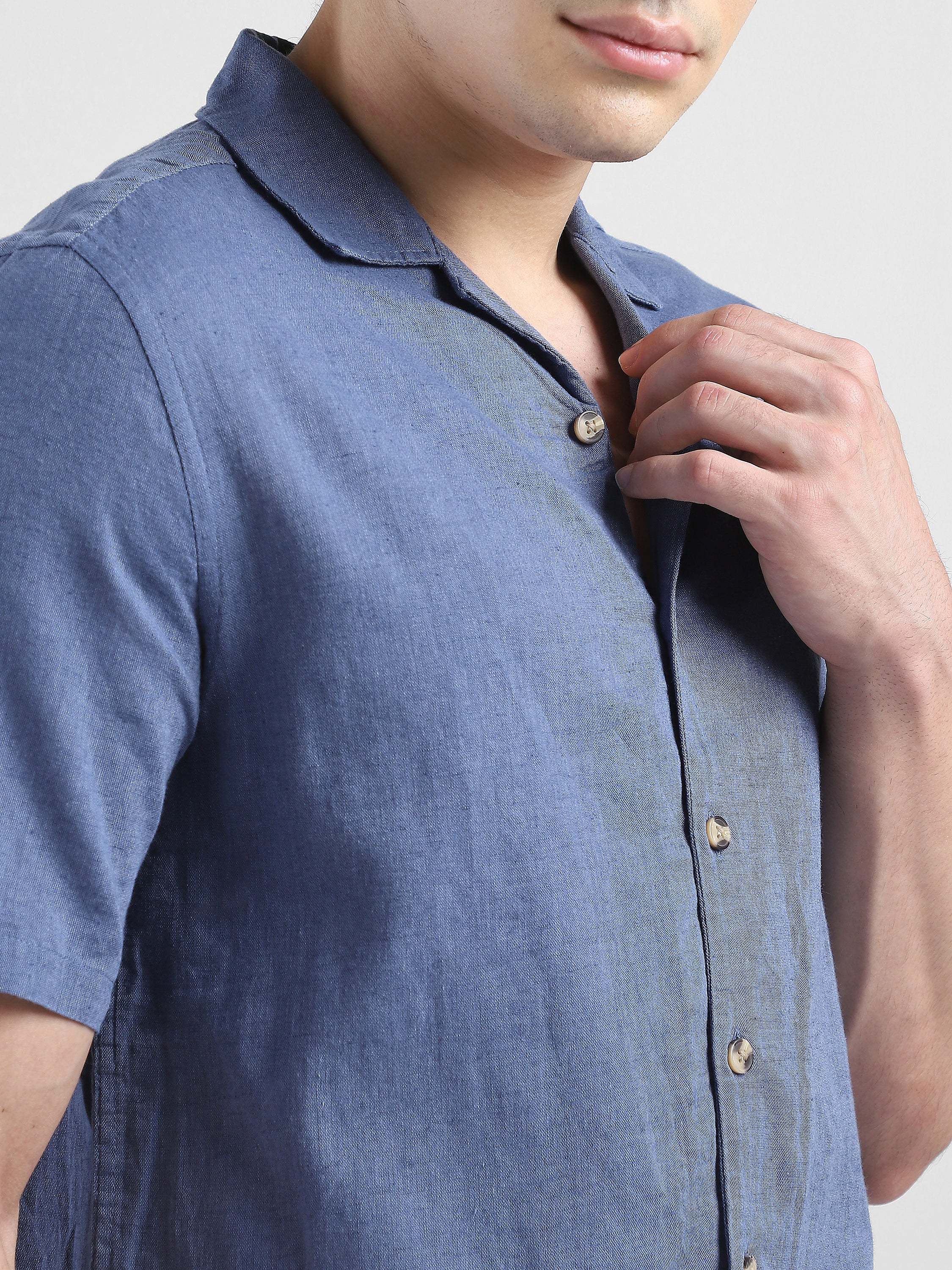 Men Blue Spread Collar Linen Blend Shirt - Image 2
