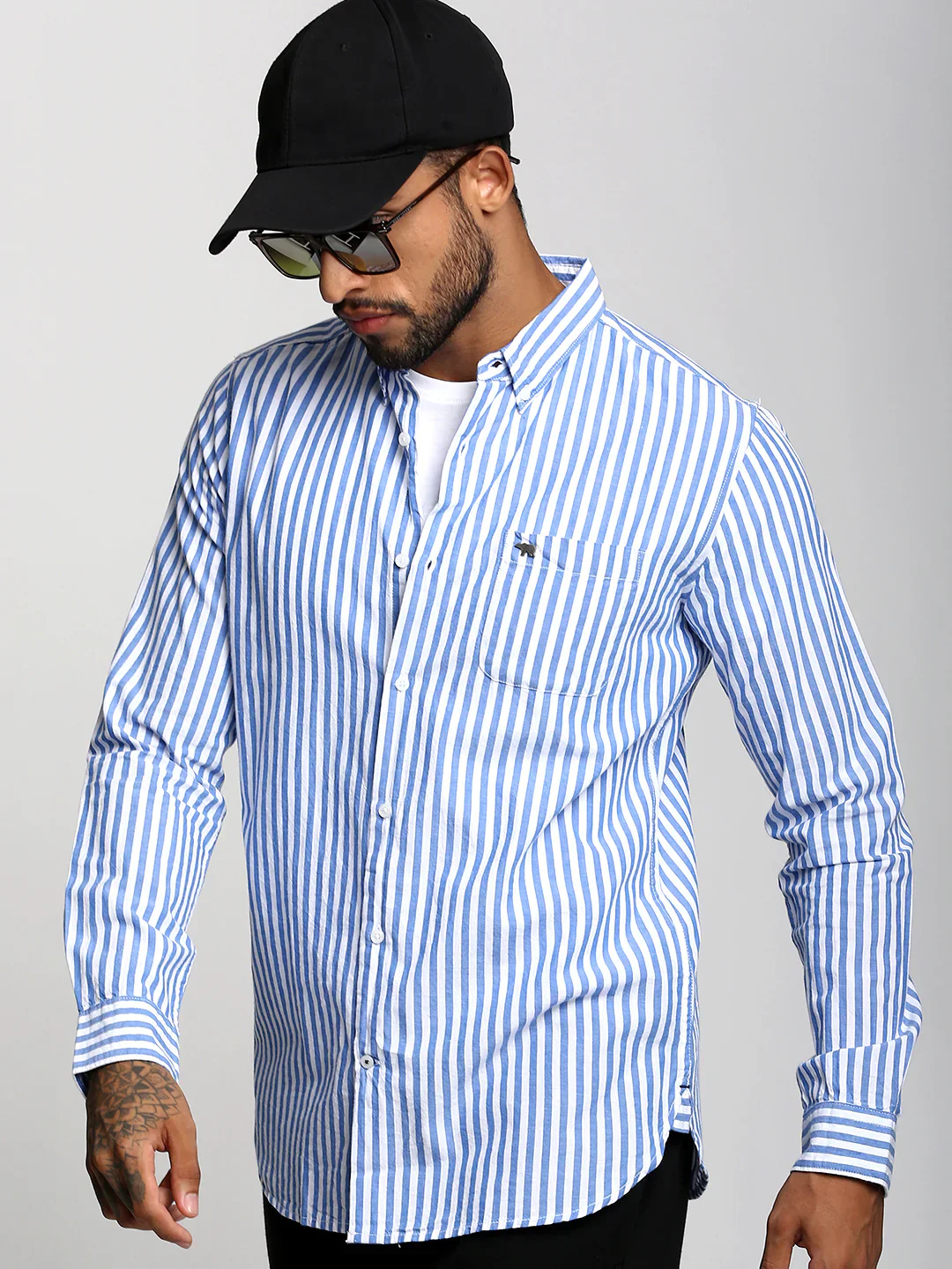 Men Blue Striped Casual Shirt - Image 3