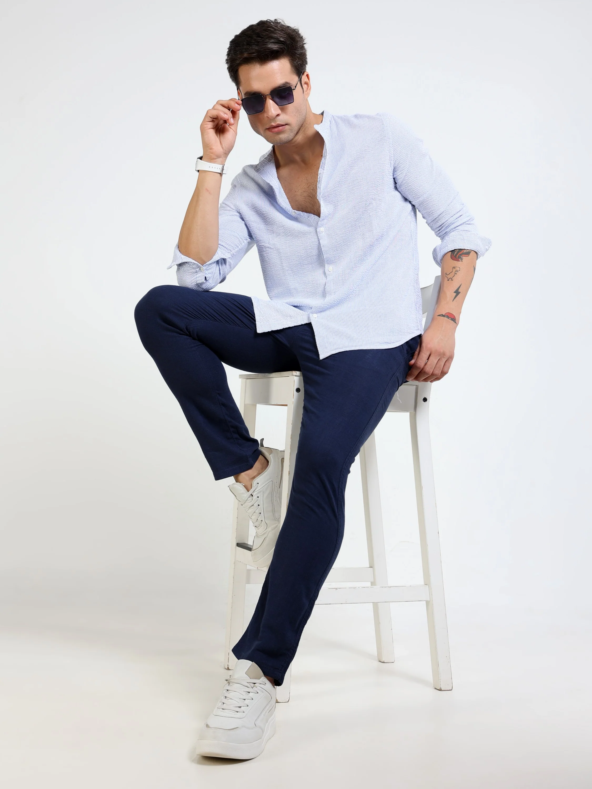 Men Blue Striped Casual Shirt - Image 2