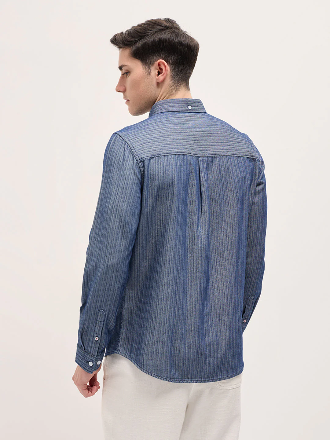 Men Blue Striped Slim Fit Casual Shirt - Image 2