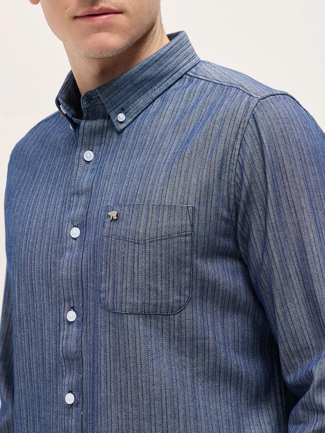 Men Blue Striped Slim Fit Casual Shirt - Image 5