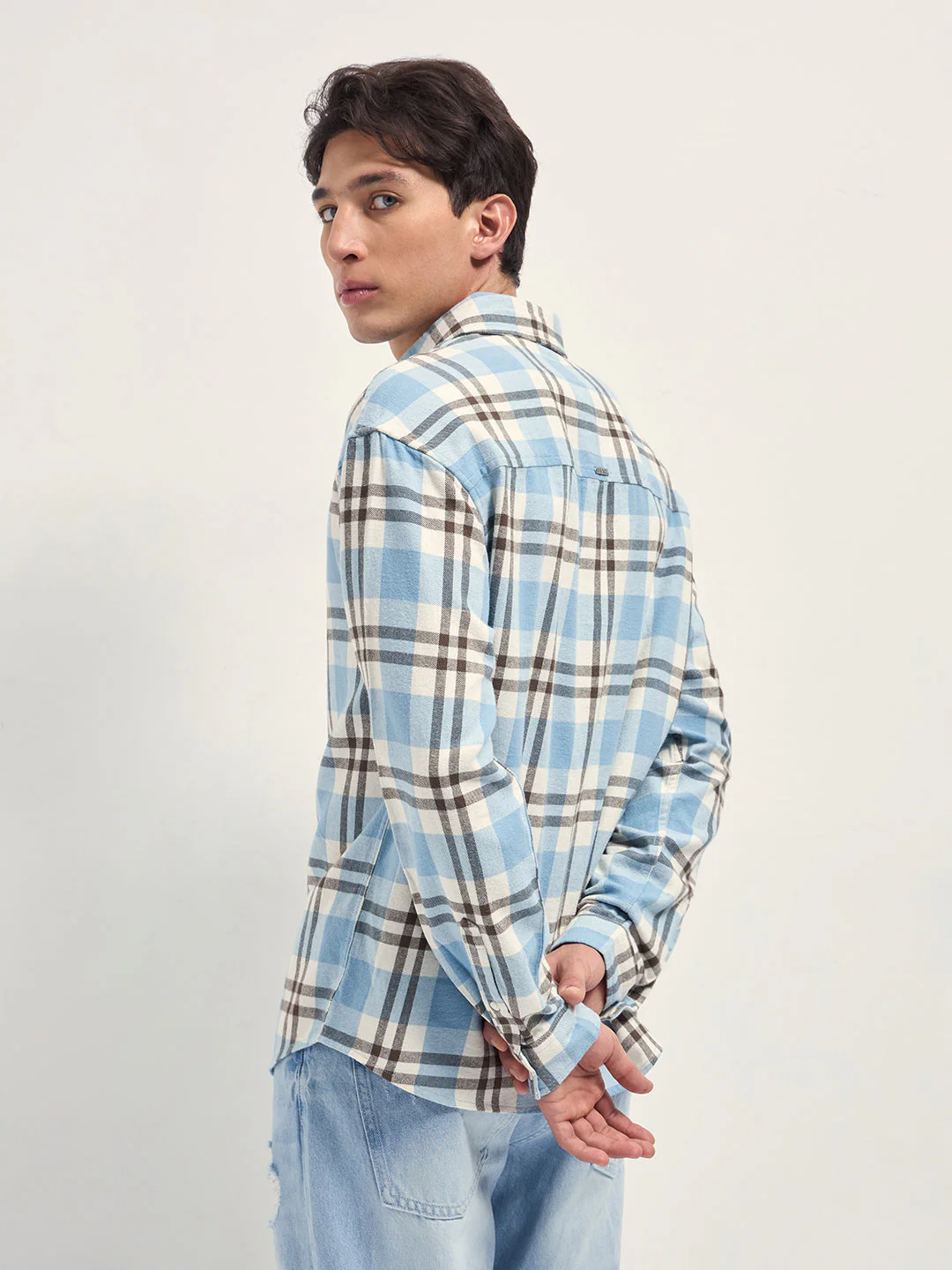 Men Blue Tartan Check Cotton Relaxed Fit Overshirt - Image 2