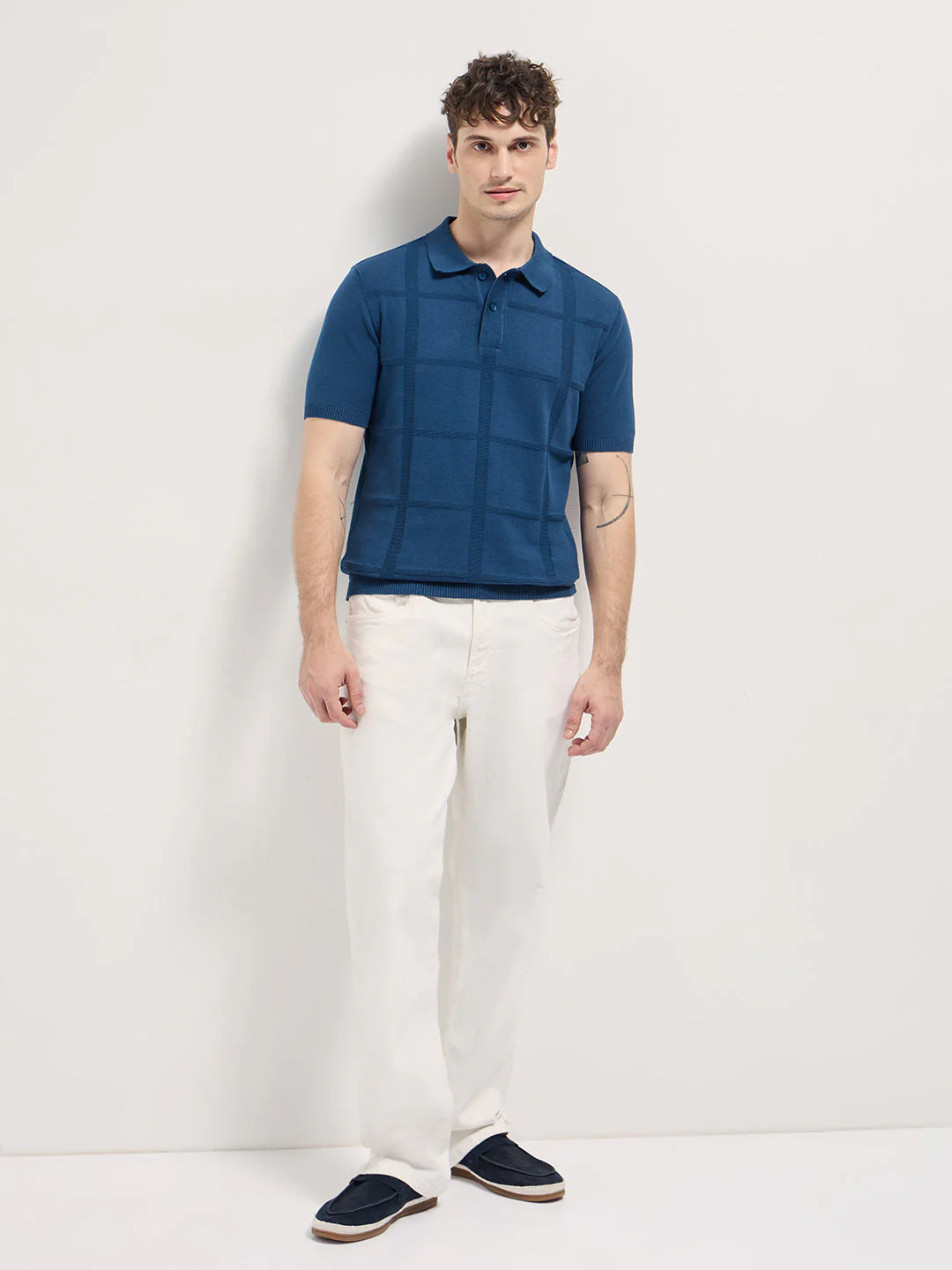 Men Blue Textured Checkered Design Slim Fit Polo - Image 4