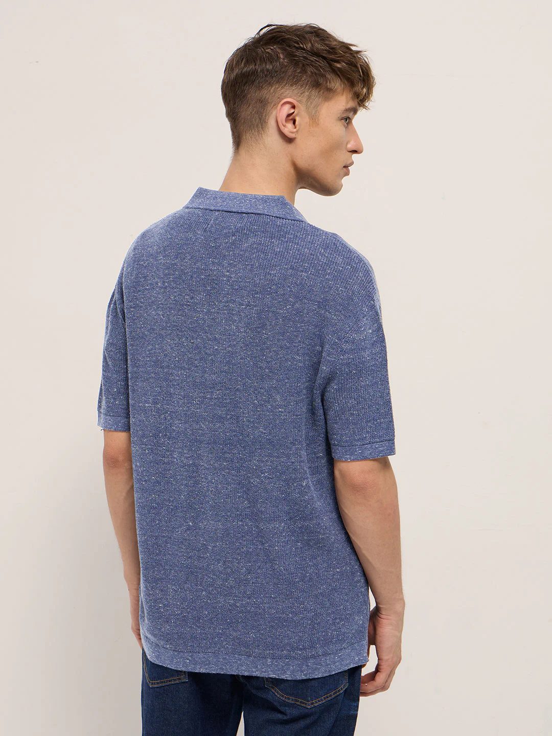 Men Blue Textured Knit Relaxed Fit Polo - Image 2