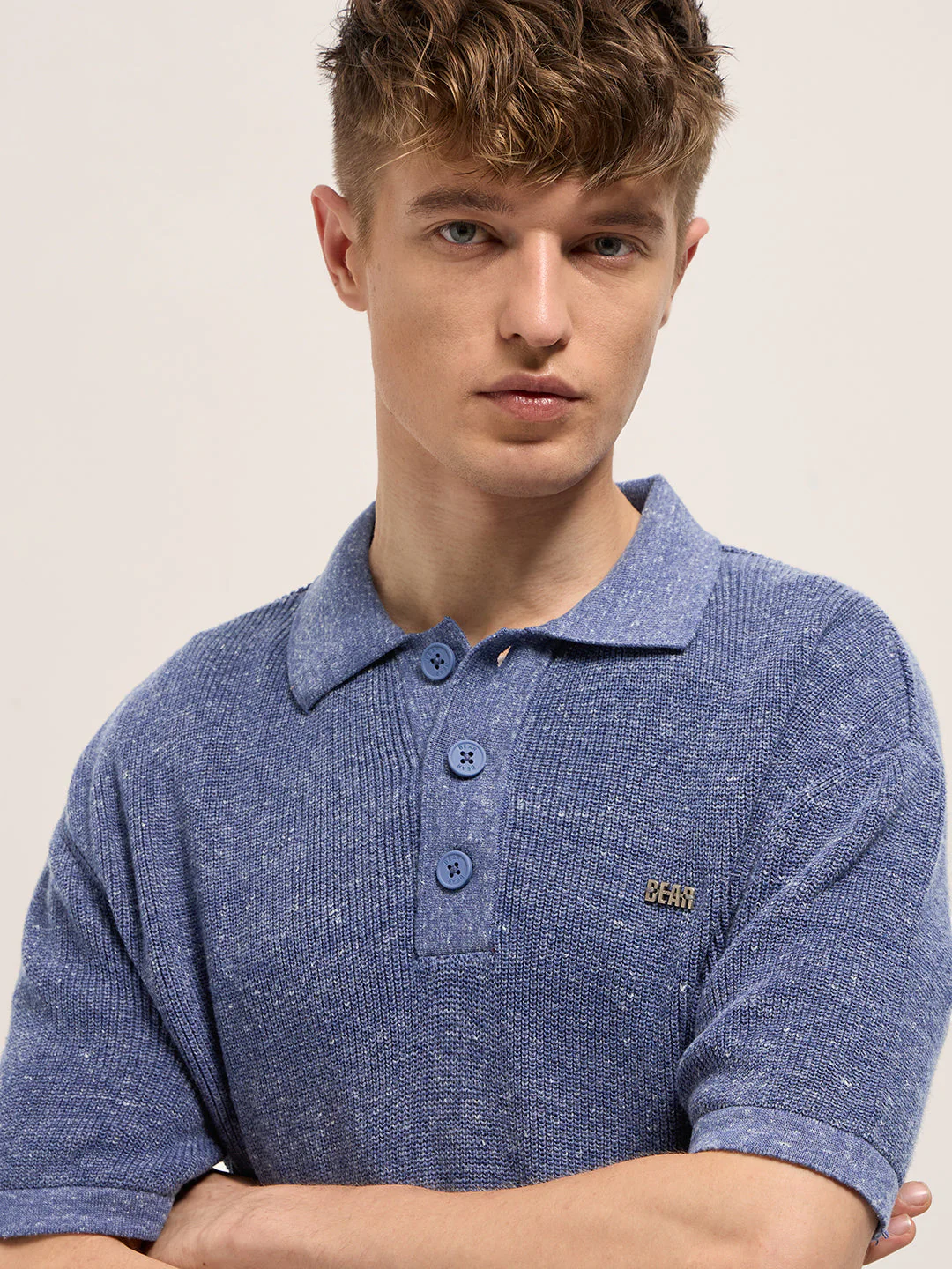 Men Blue Textured Knit Relaxed Fit Polo - Image 5