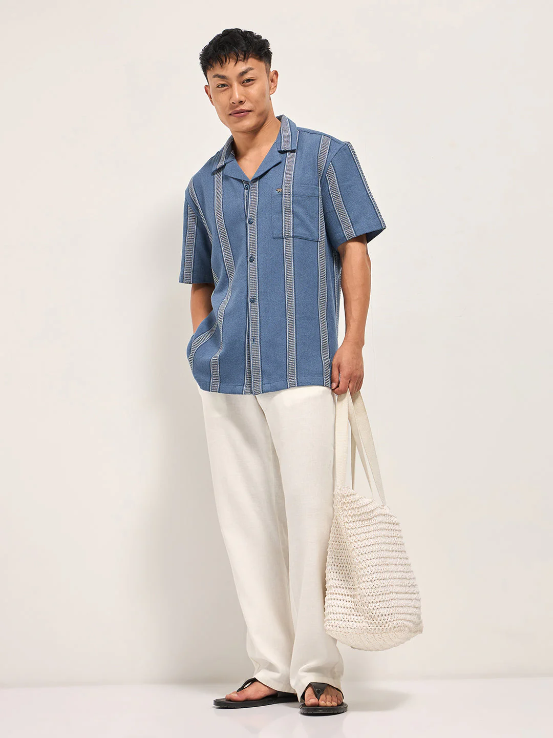 Men Blue Textured Striped Regular Fit Casual Shirt - Image 4