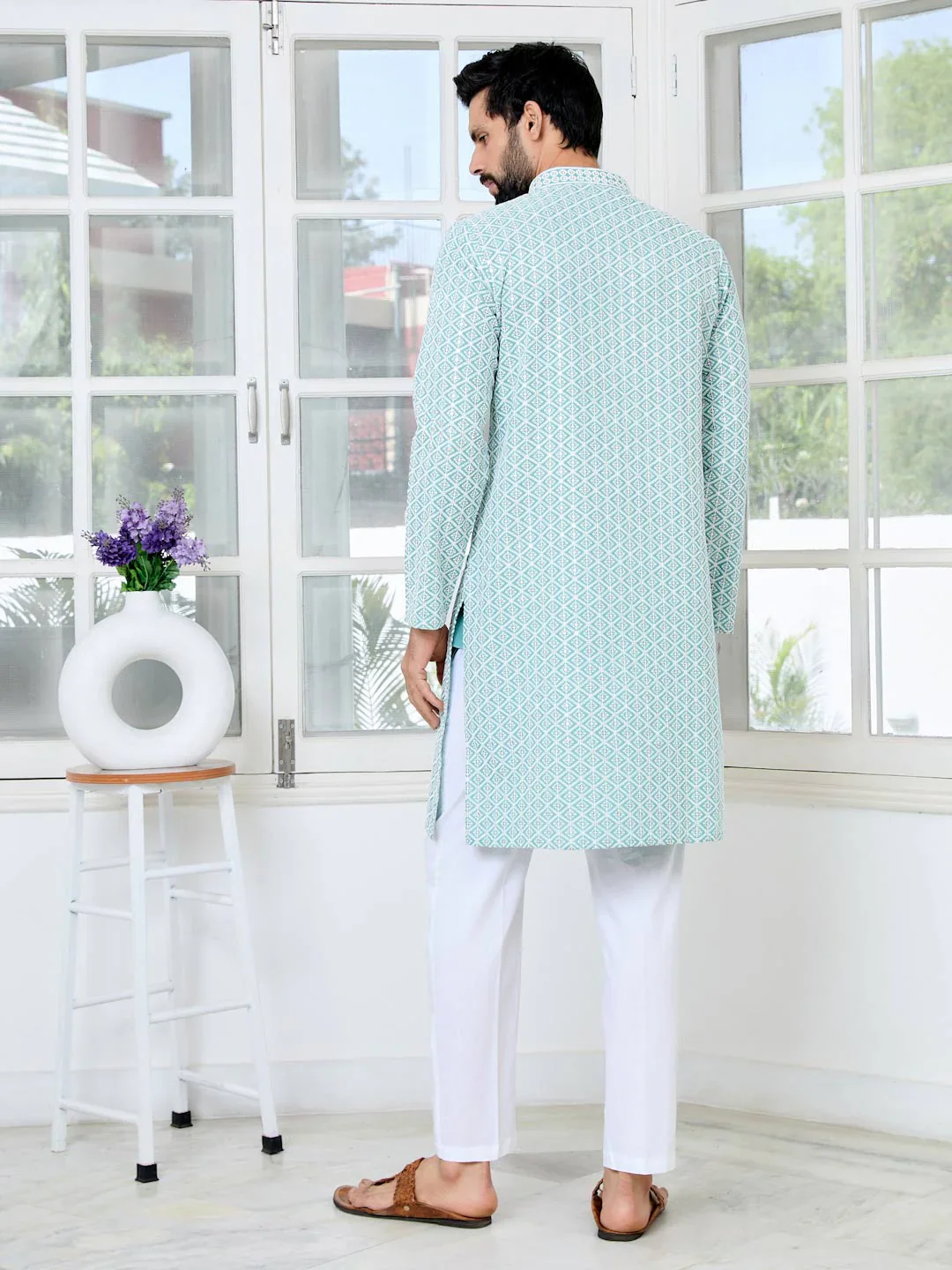 Men Blue Thread Embroidered And Sequinned Rayon Straight Kurta - Image 3