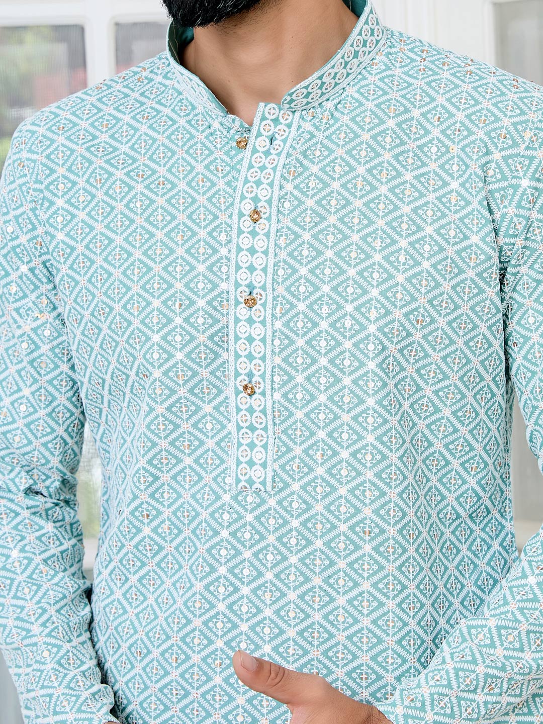 Men Blue Thread Embroidered And Sequinned Rayon Straight Kurta - Image 5