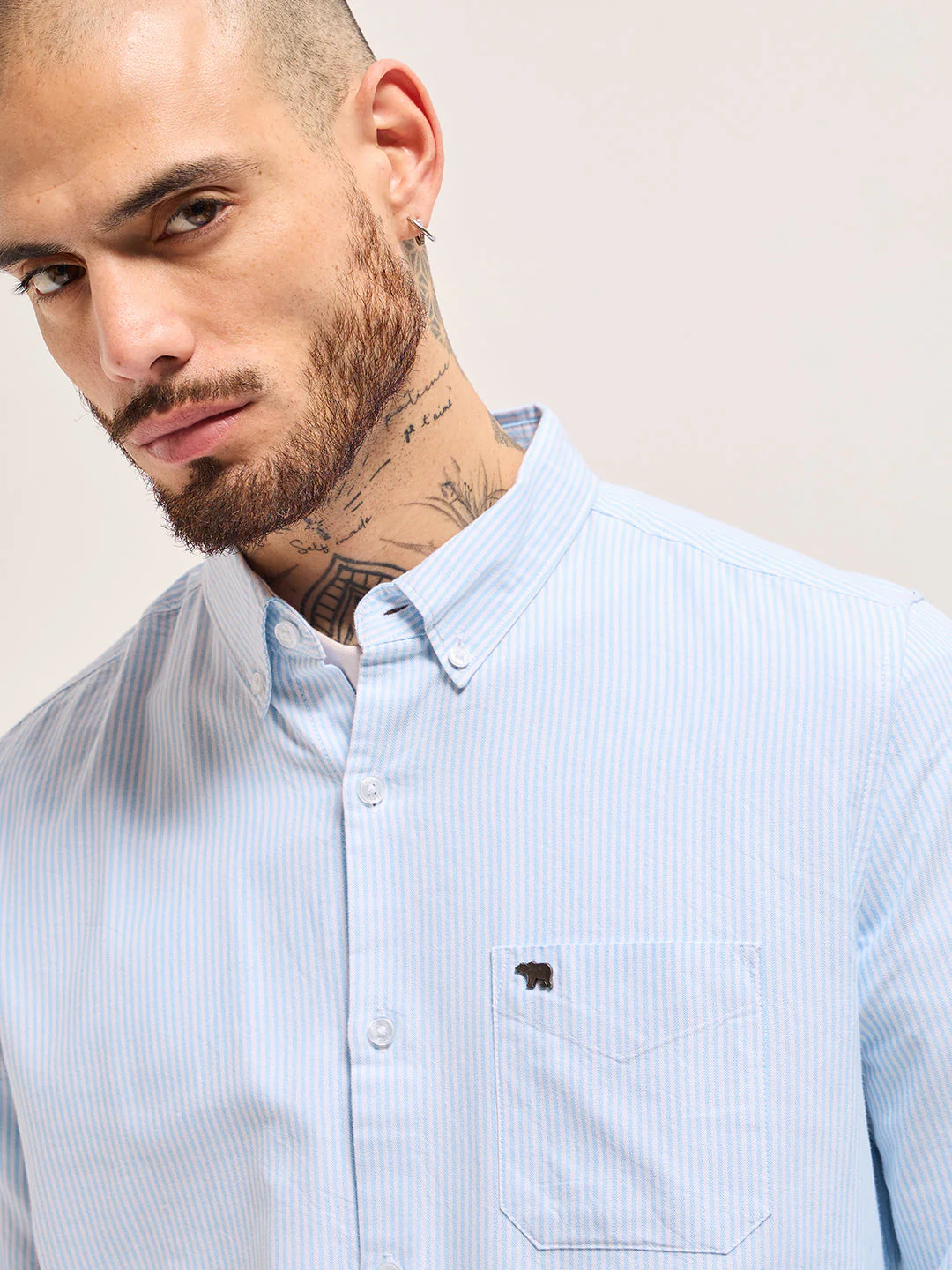 Men Blue Vertical Pin Stripes Slim Fit Casual Shirt - Image 5