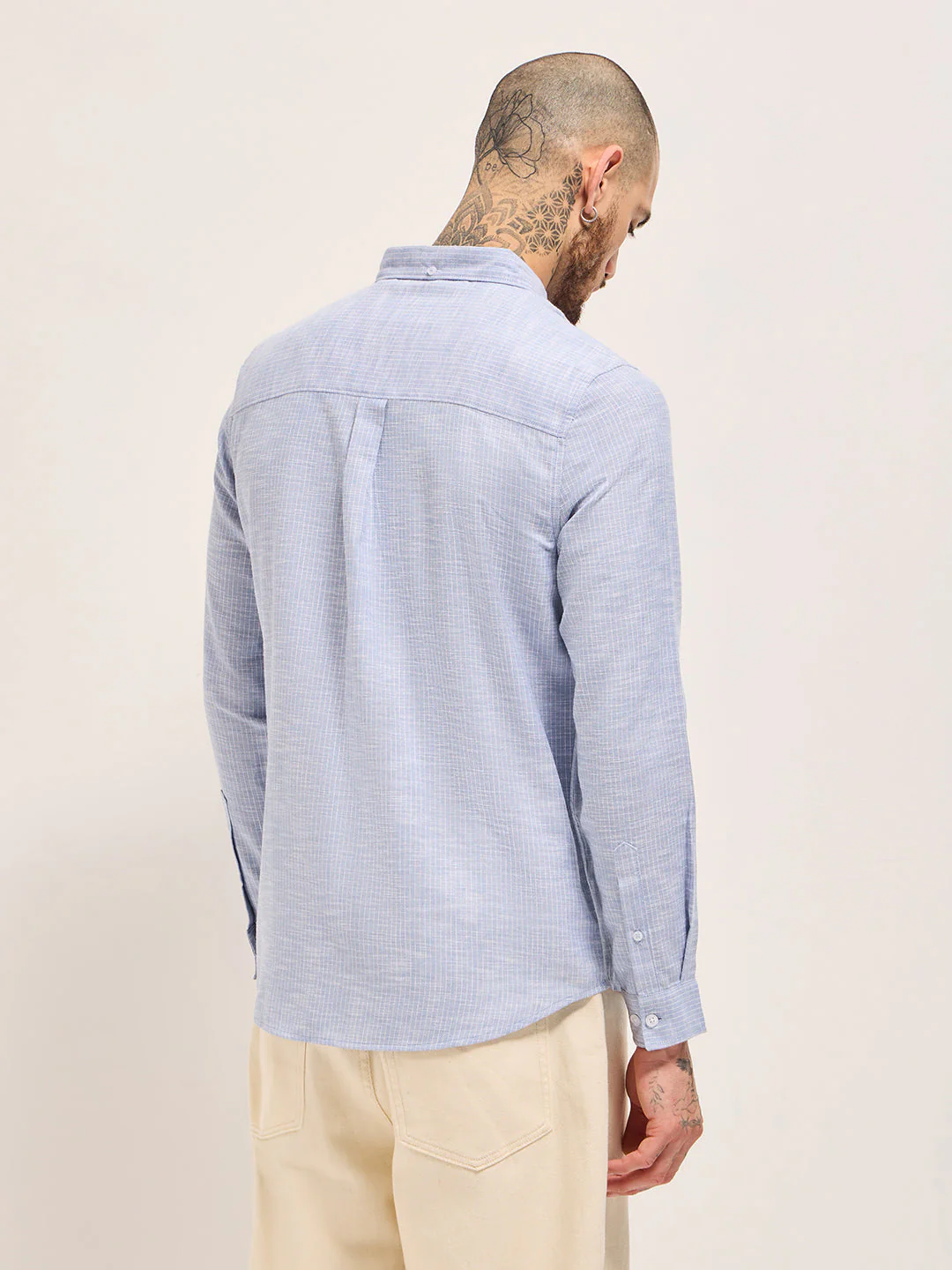 Men Blue Vertical Pin Stripes Slim Fit Casual Shirt - Image 2