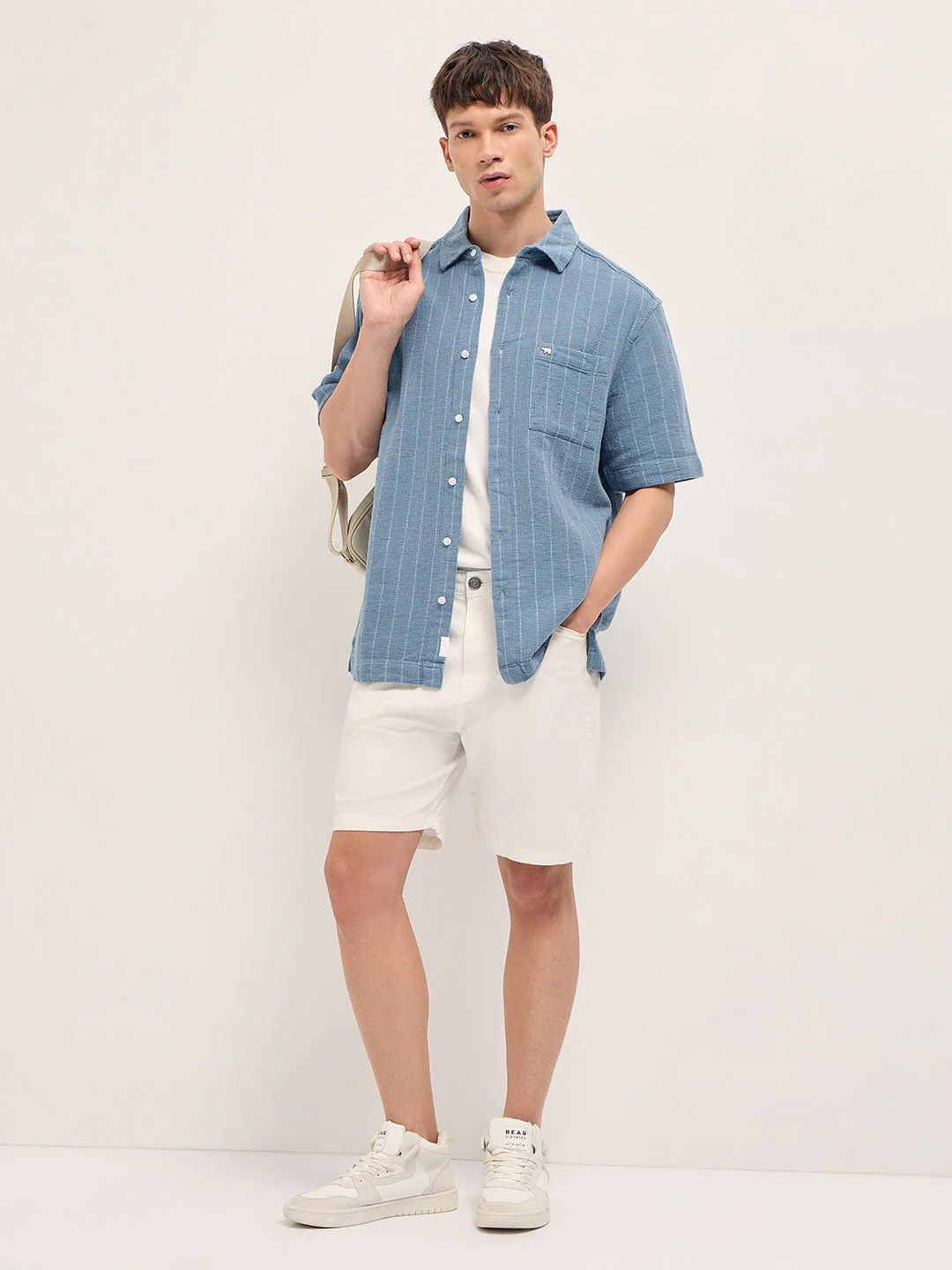 Men Blue Vertical Textured Woven Stripe Relaxed Fit Casual Shirt - Image 4