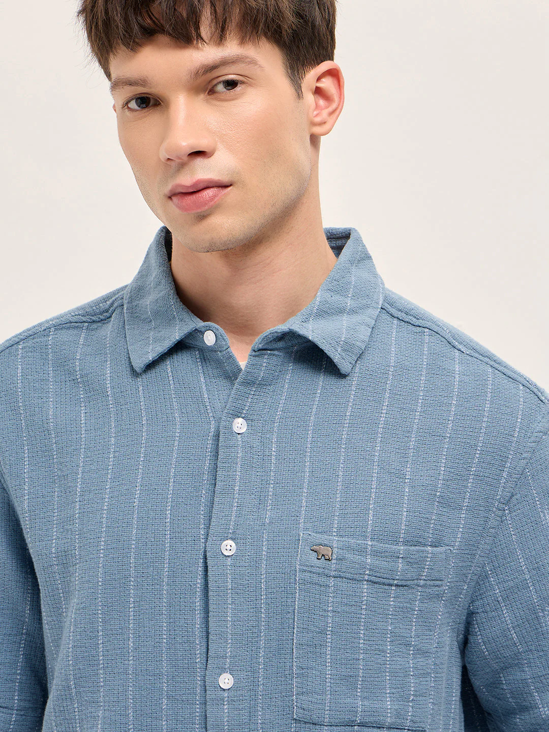 Men Blue Vertical Textured Woven Stripe Relaxed Fit Casual Shirt - Image 5