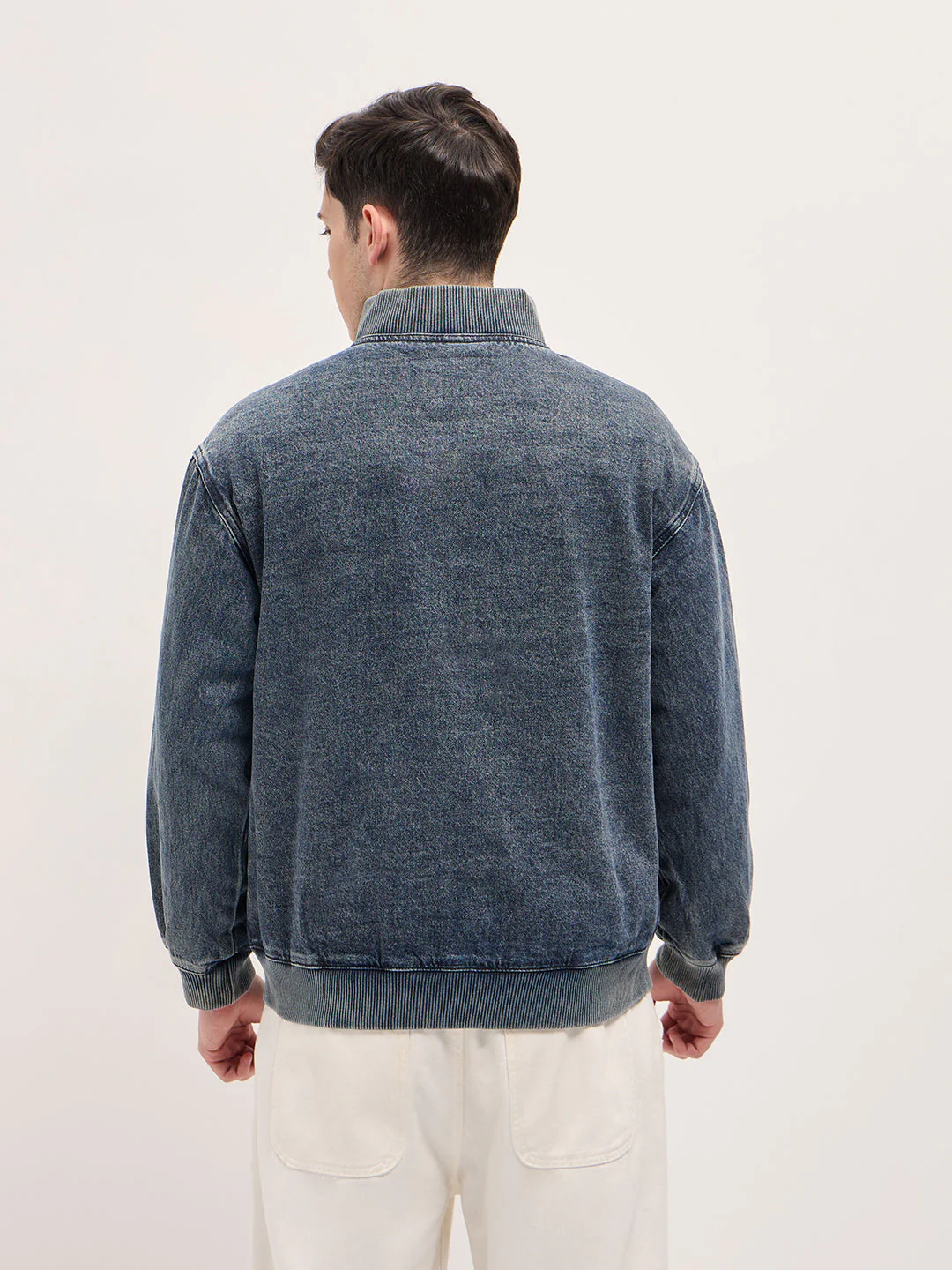 Men Blue Wash Regular Fit Denim Jacket - Image 2