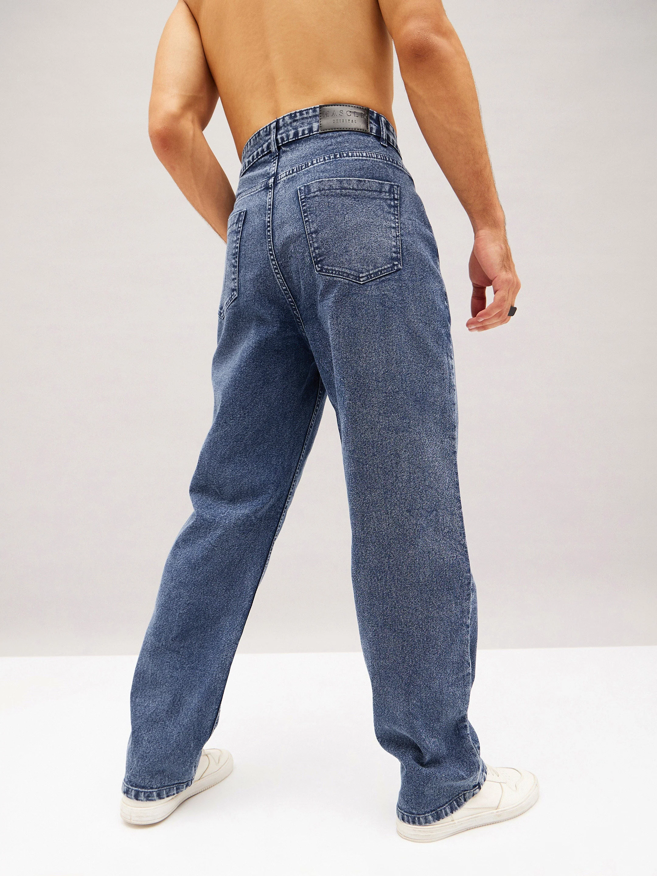Men Blue Washed Basic Relax Fit Jeans - Image 2