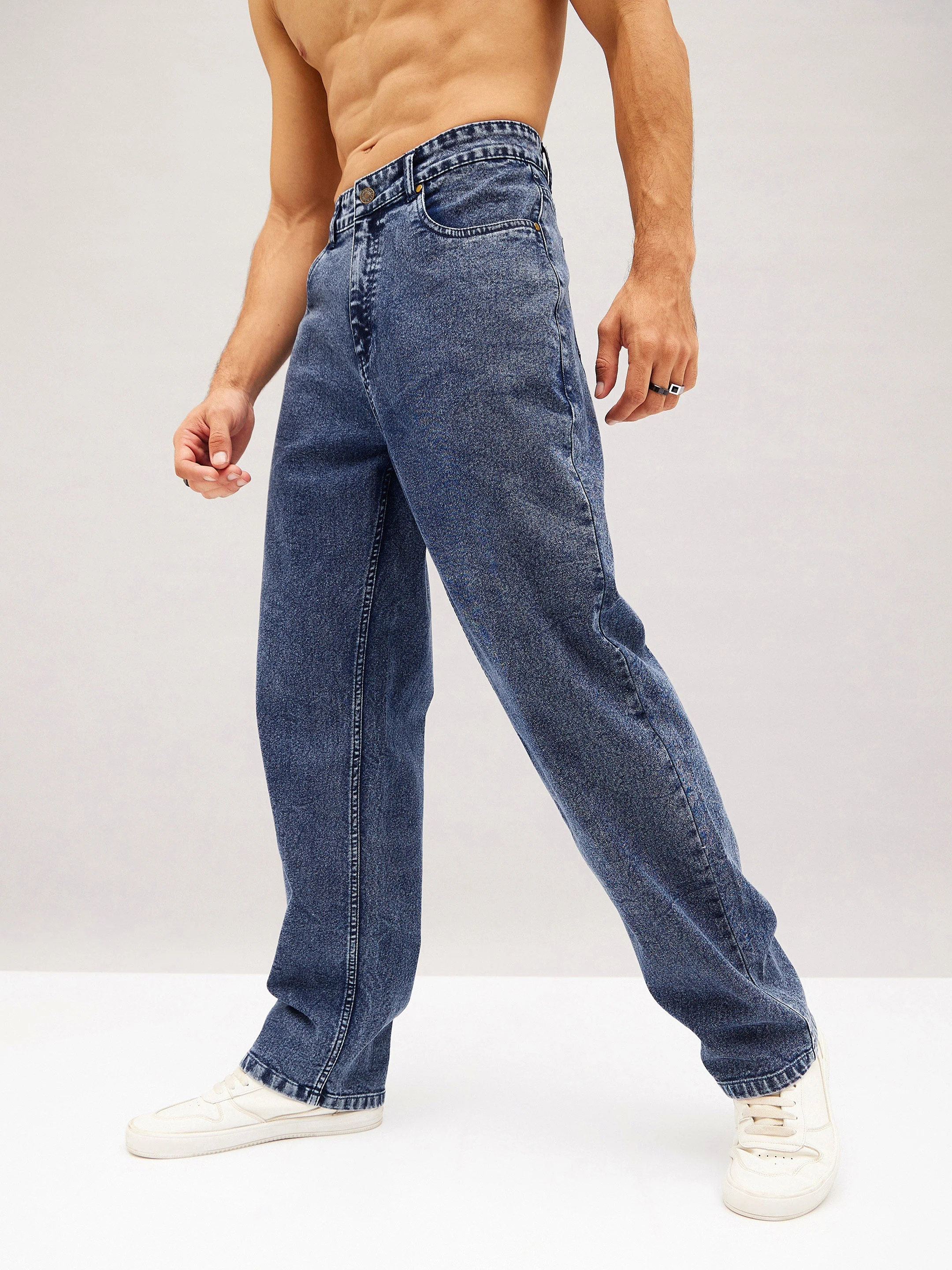 Men Blue Washed Basic Relax Fit Jeans - Image 4