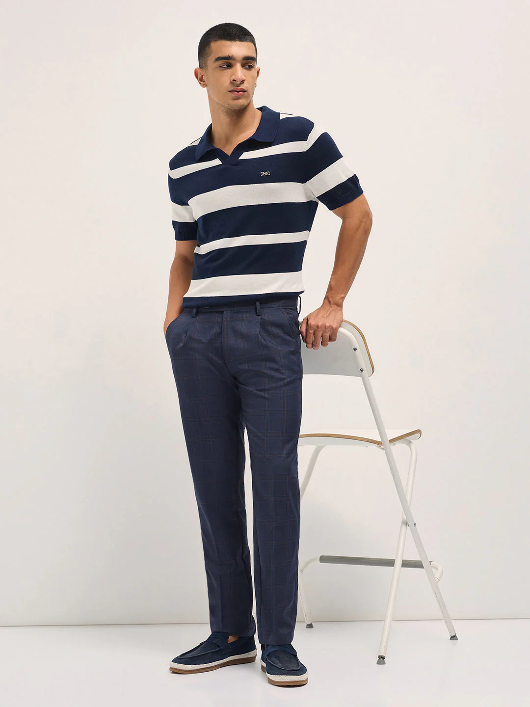 Men Blue Woven Checked Design Regular Fit Formal Trousers - Image 4
