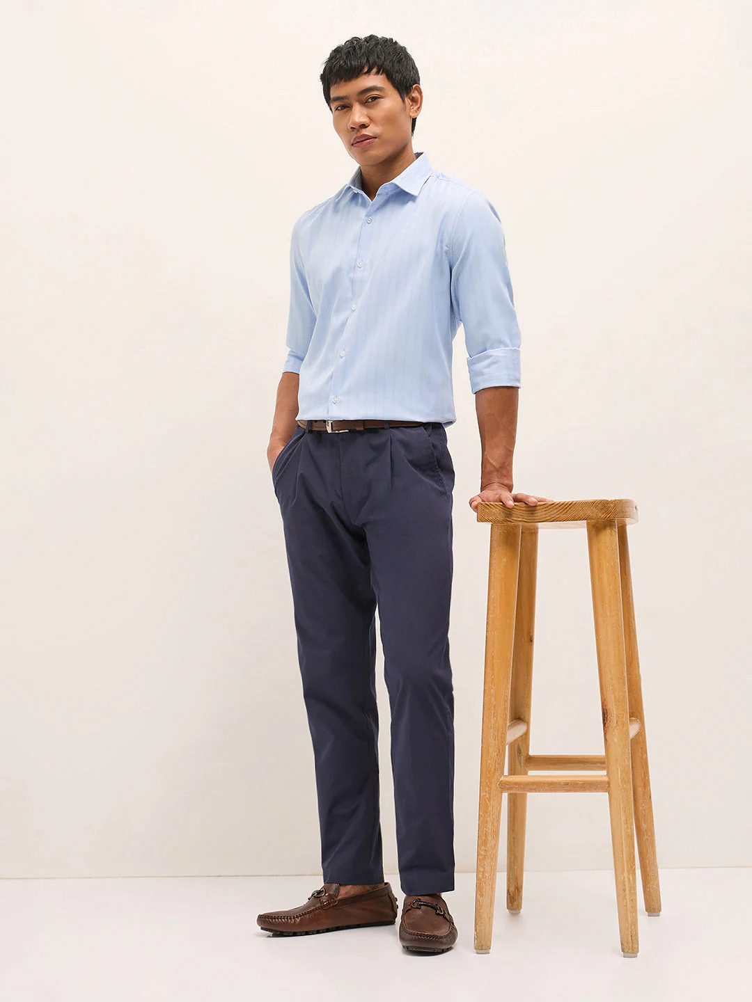 Men Blue Woven Stripe Pattern Tailored Fit Formal Shirt - Image 4