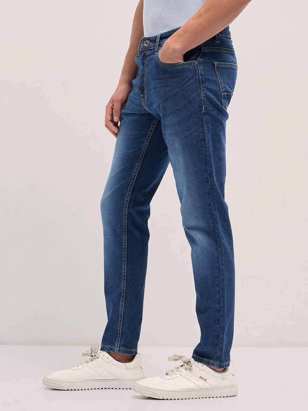 Men BlueMid Fade Mid-Rise Skinny Fit Jeans - Image 3