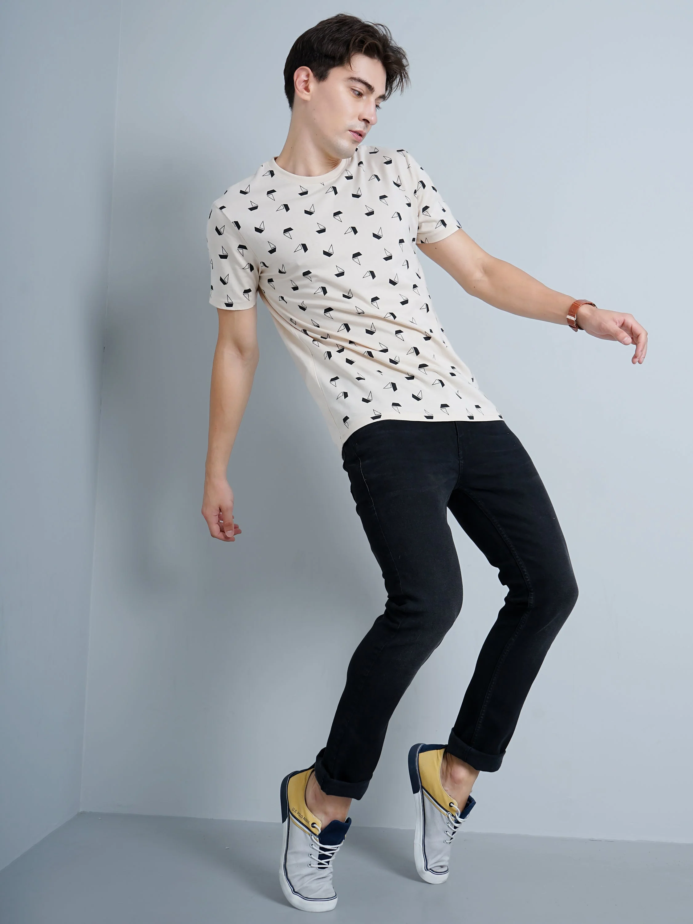 Men Boat Print Beige T-Shirt - Image 6