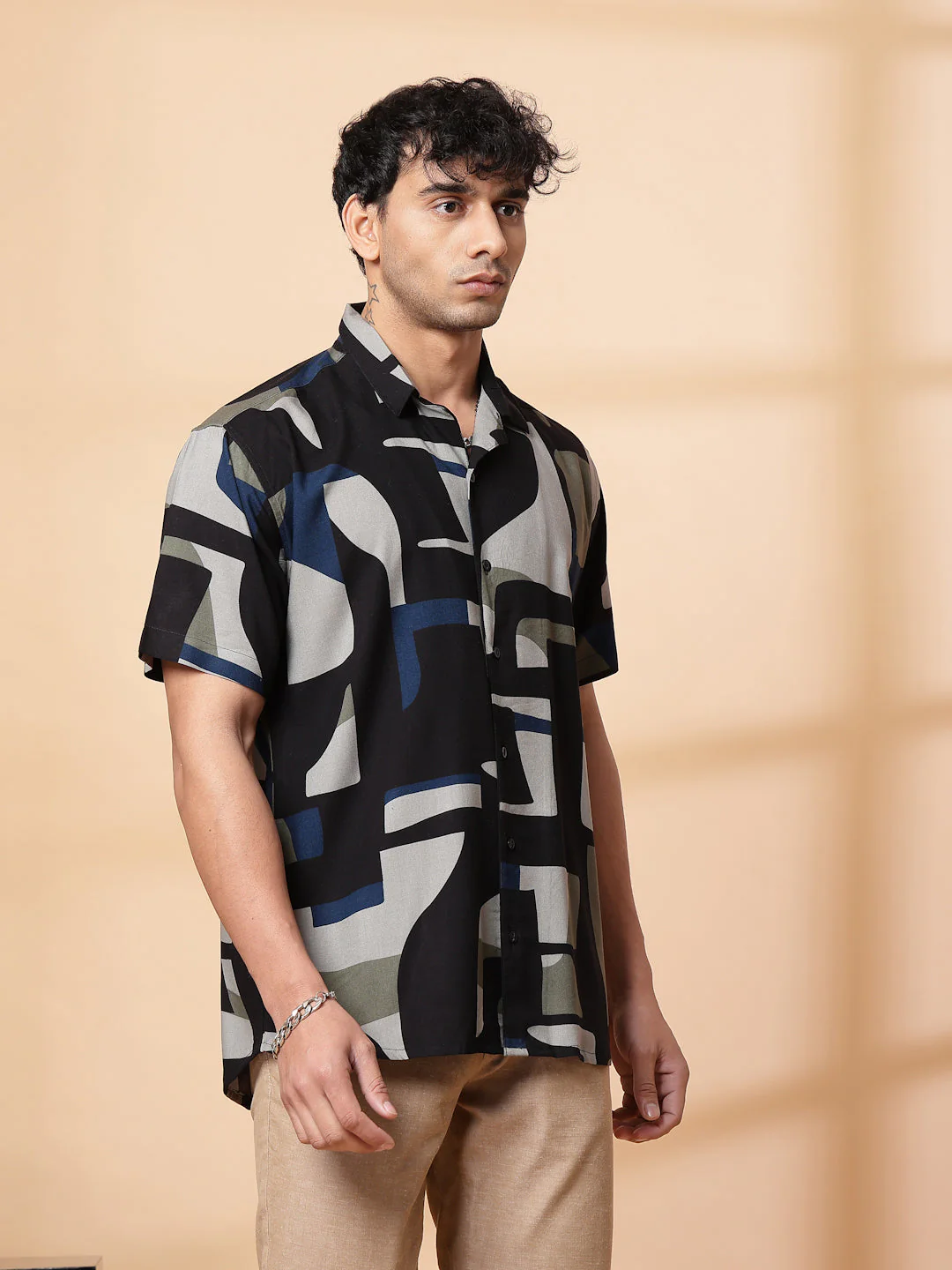 Men Bold Abstract Pattern Shirt - Image 5