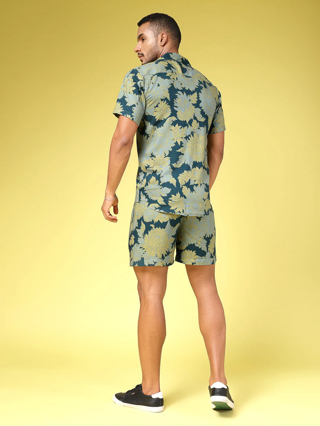 Men Botanical Leaf Print Rayon Co-ords - Image 2