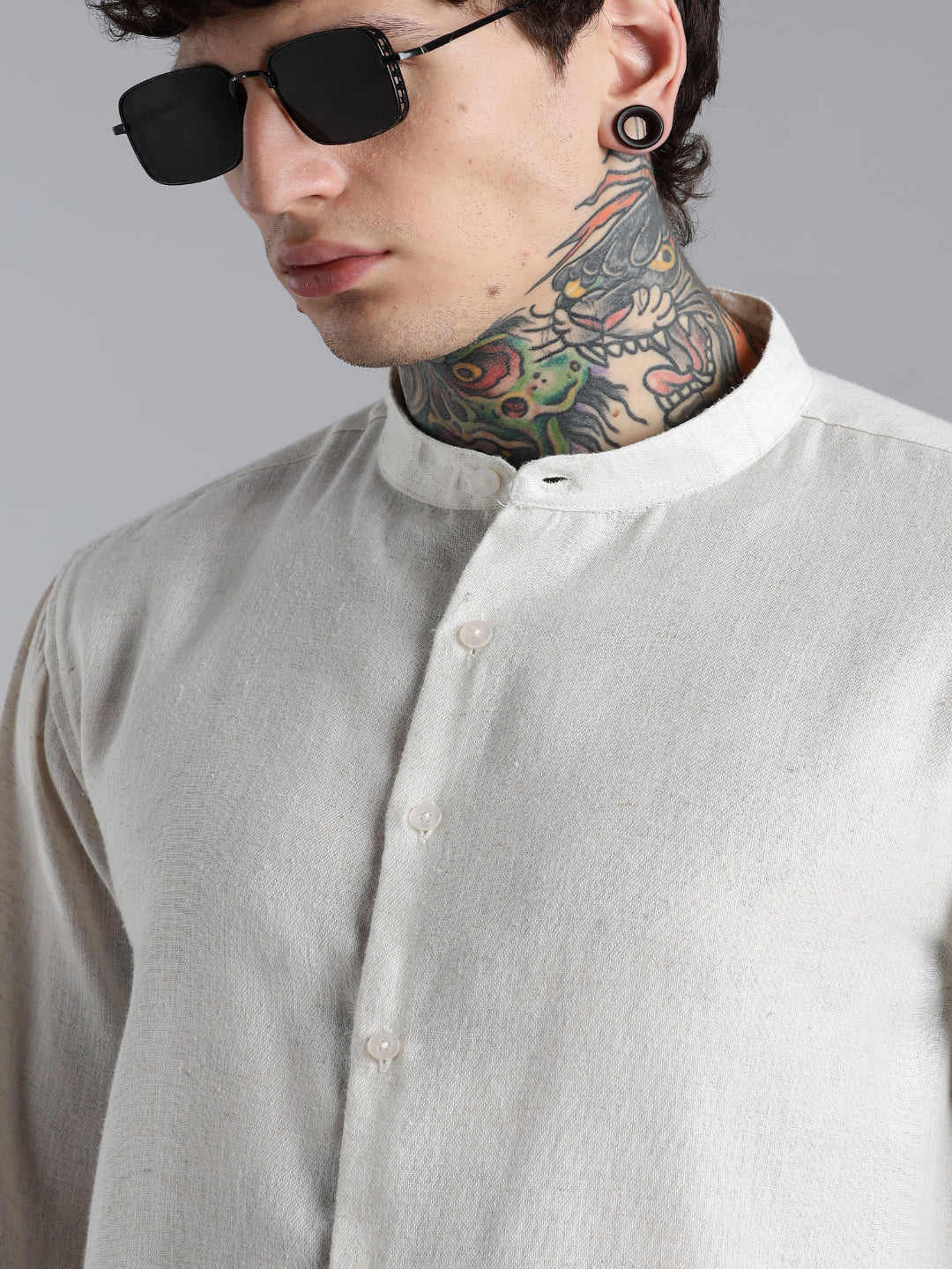 Men Breezy White Linen Shirt - Image 4
