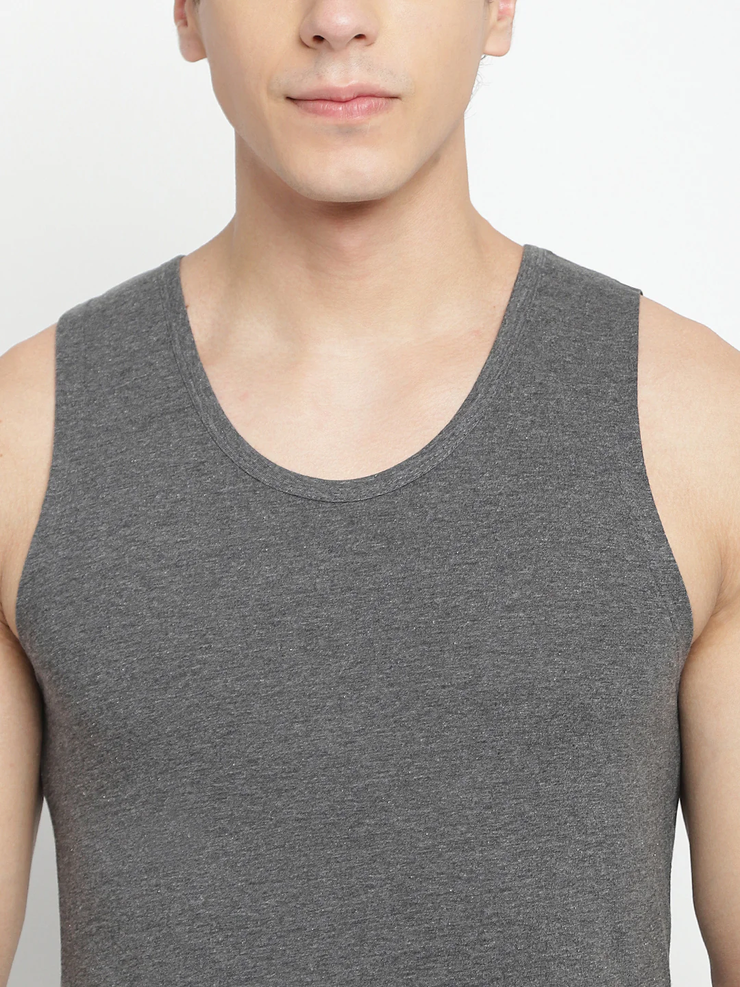 Men Broad Support Vest - Image 5