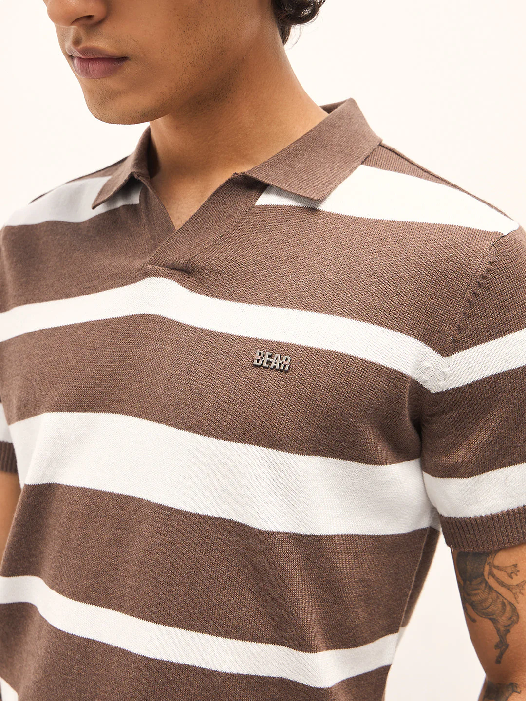 Men Brown and White Horizontal Stripes Slim Fit Polo - Image 5