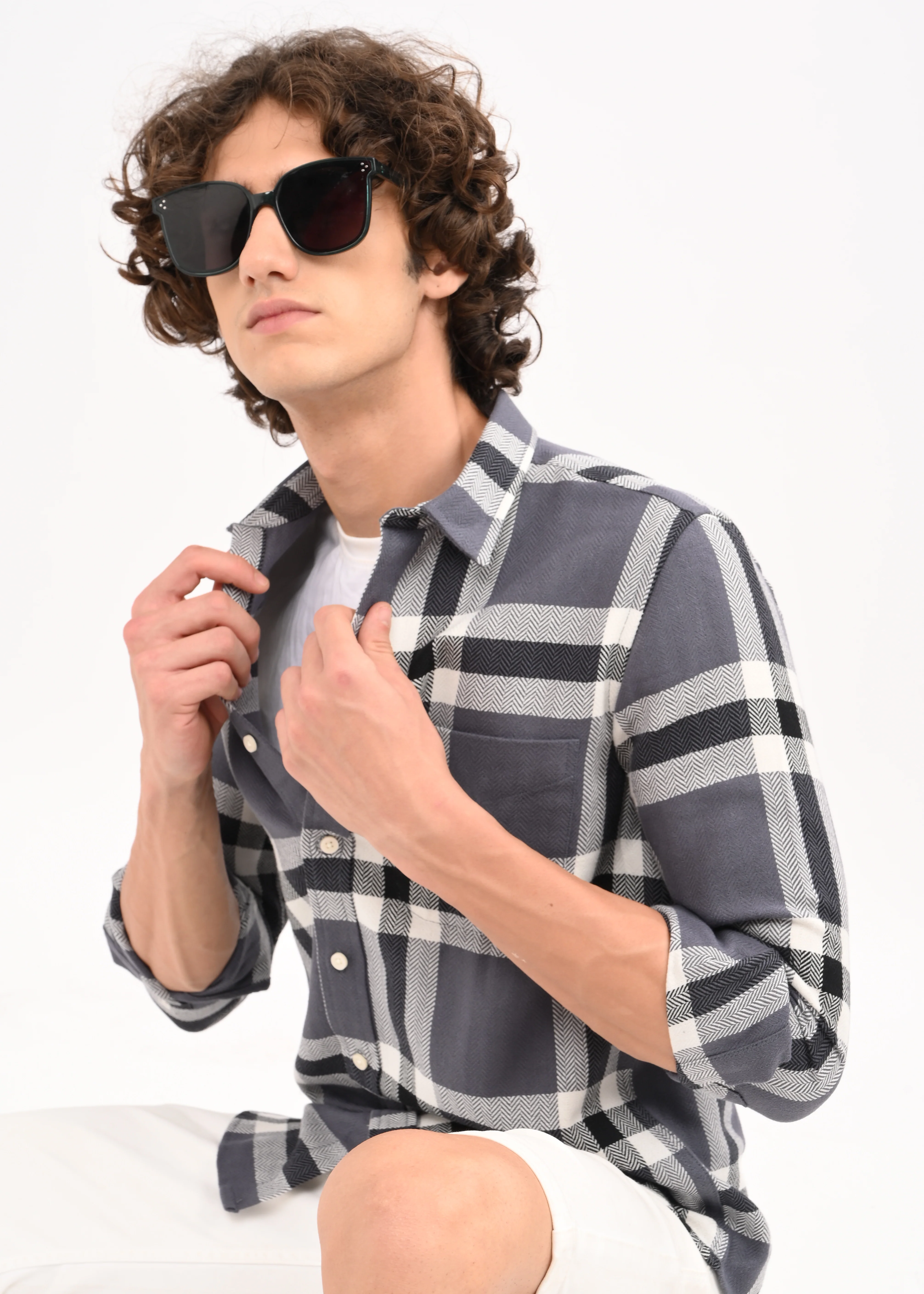 Men Black Checked Shirt - Image 4