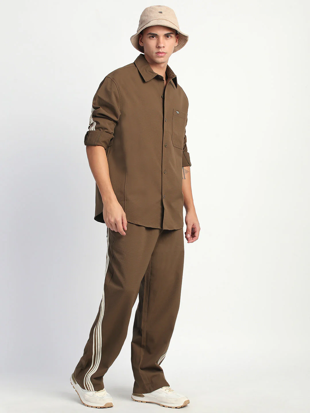 Men Brown Checked Straight Fit Trouser - Image 5