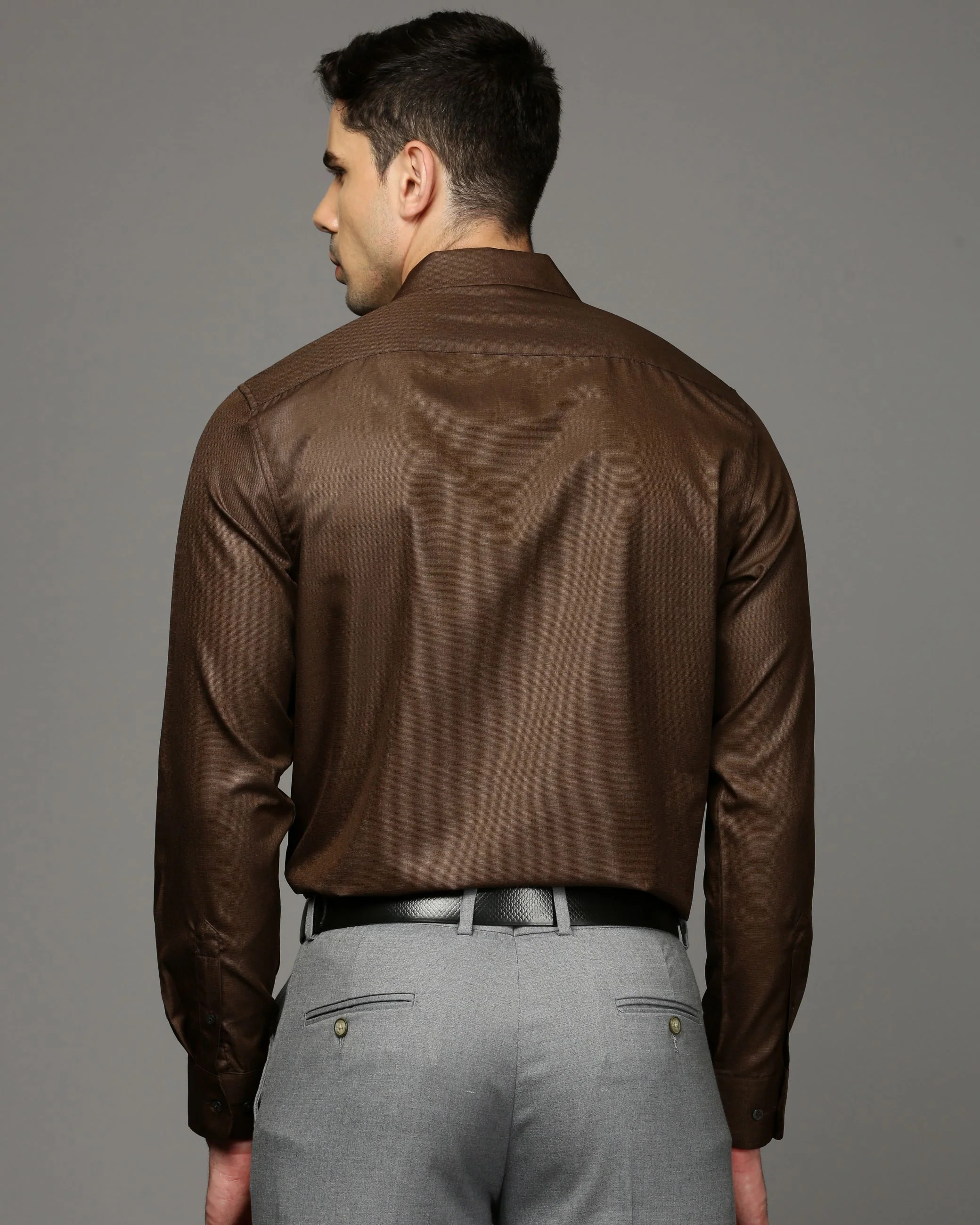 Men Brown Cotton Blend Slim Shirt - Image 4