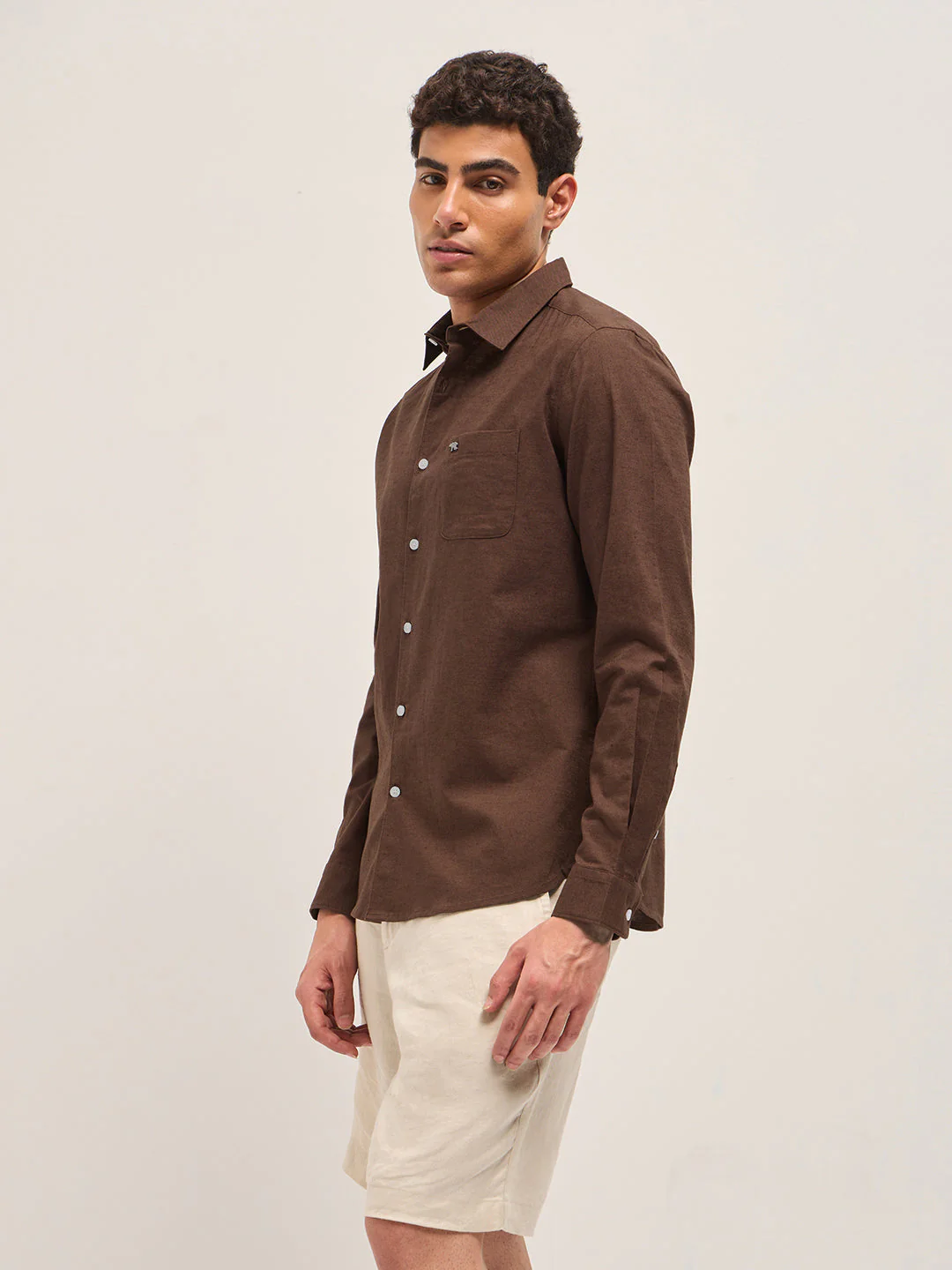 Men Brown Cotton Linen Slim Fit Solid Casual Shirt - Image 3