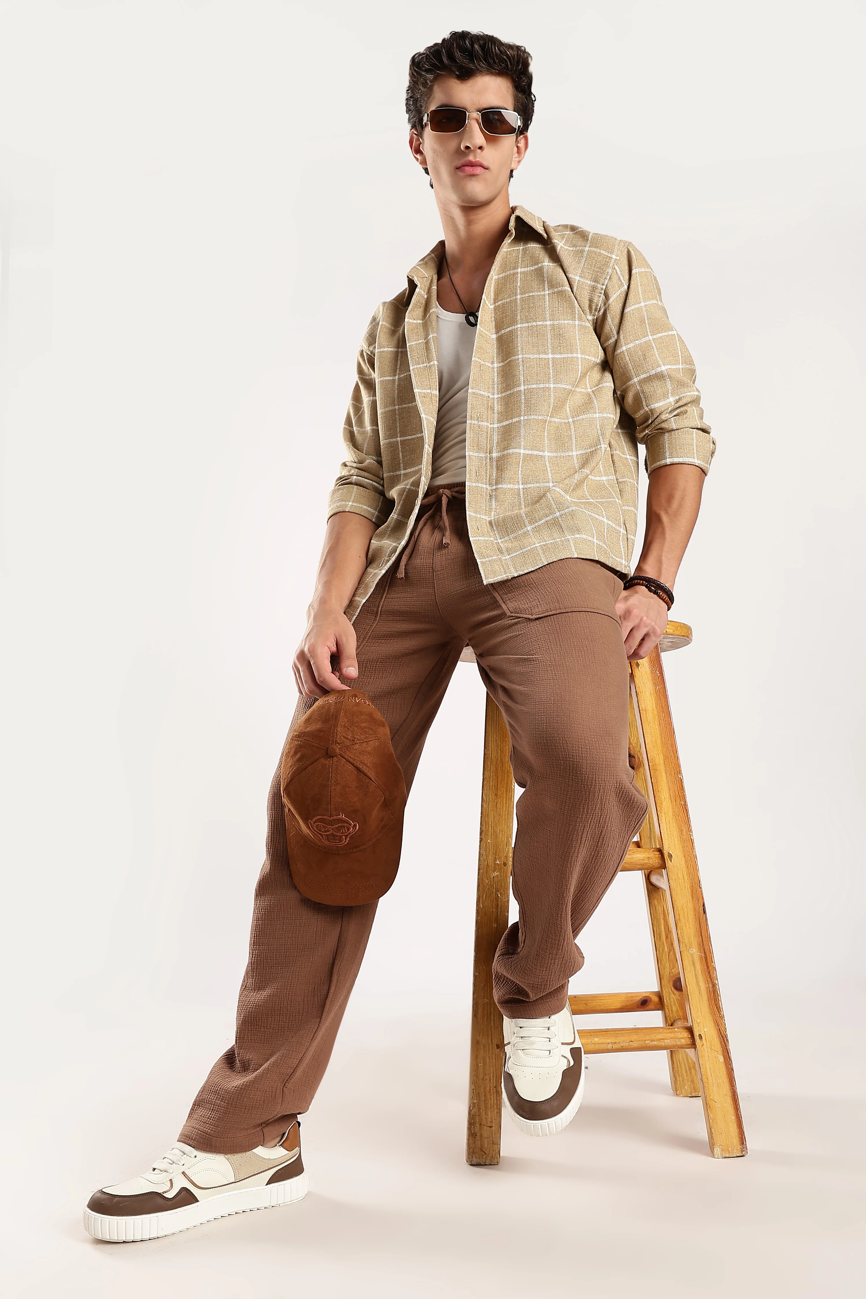 Men Brown Drawcord Trousers - Image 2